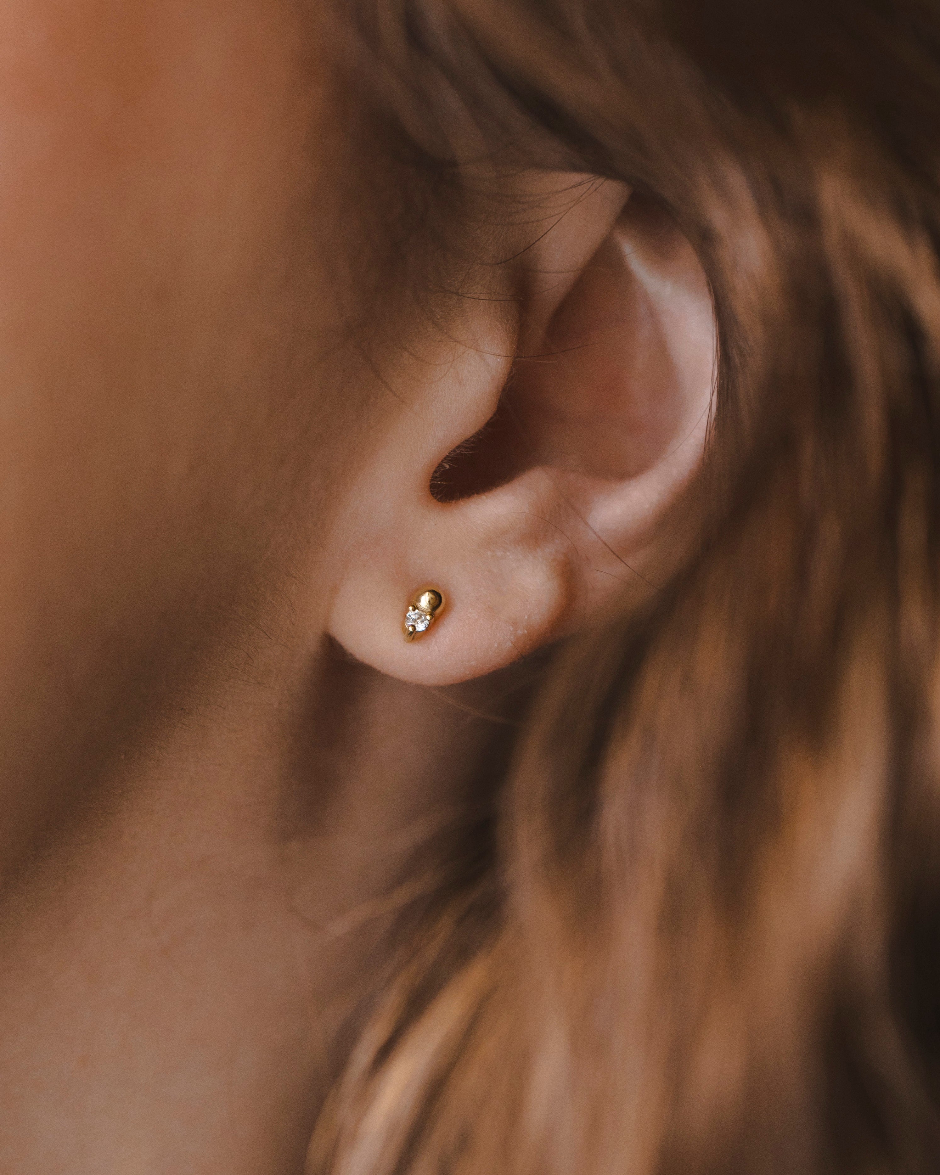 עגיל מארי יהלום לבן