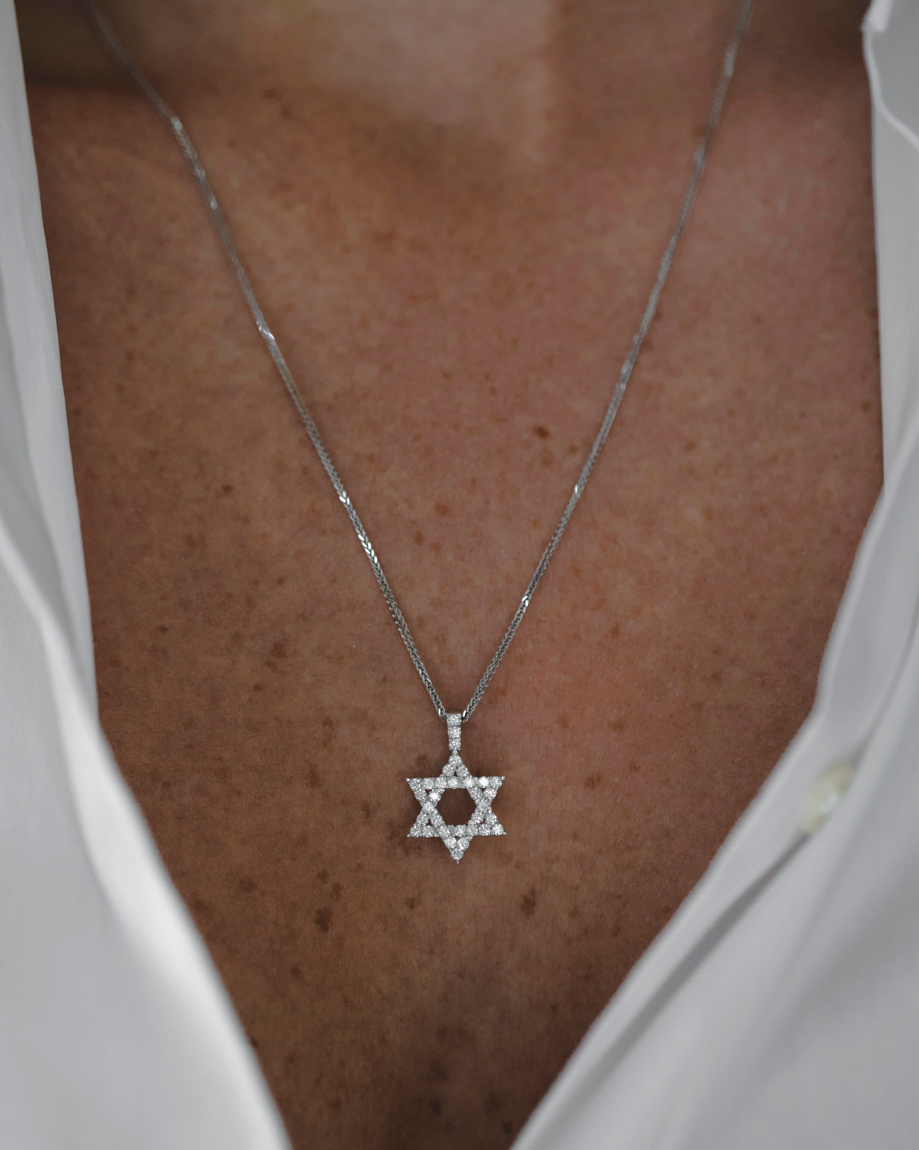 שרשרת מגן דוד יהושוע משובץ גדול