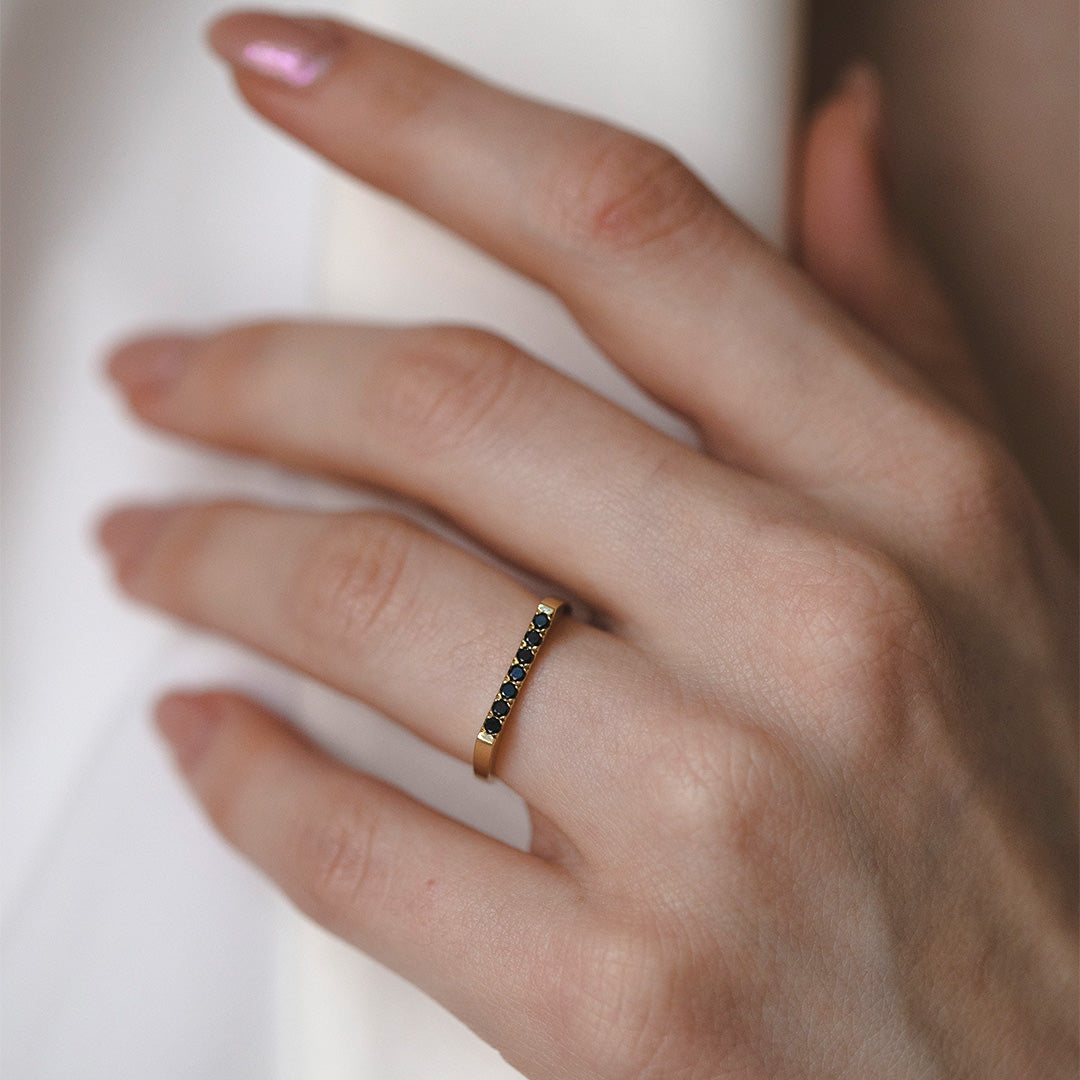 טבעת קארי יהלומים שחורים