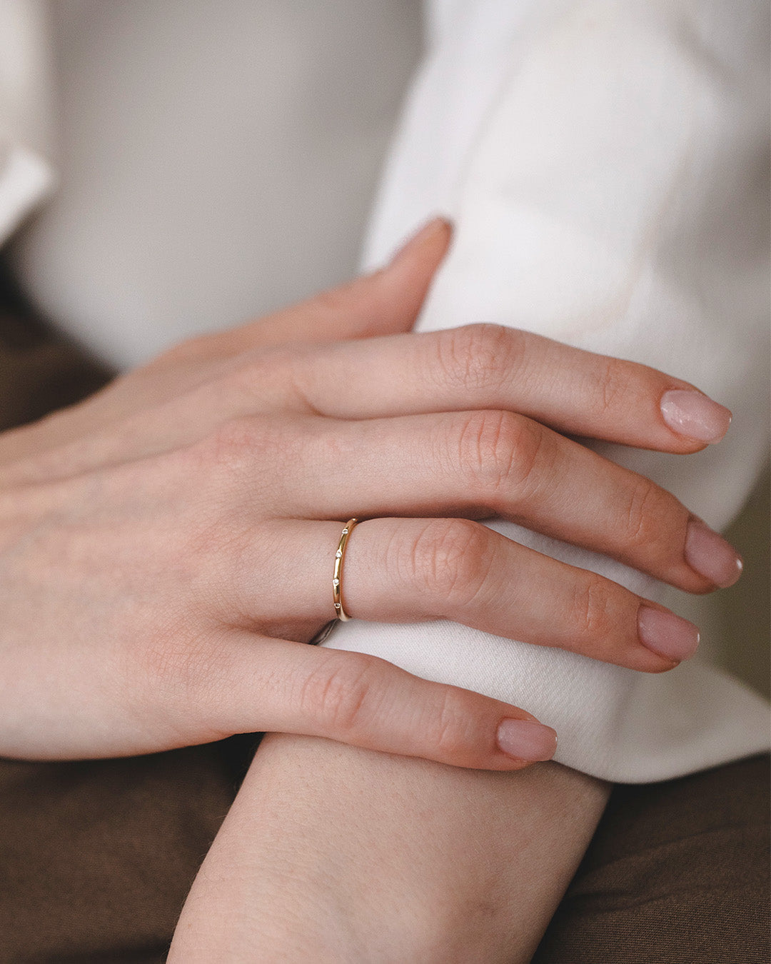 טבעת דונה זהב יהלומים לבנים