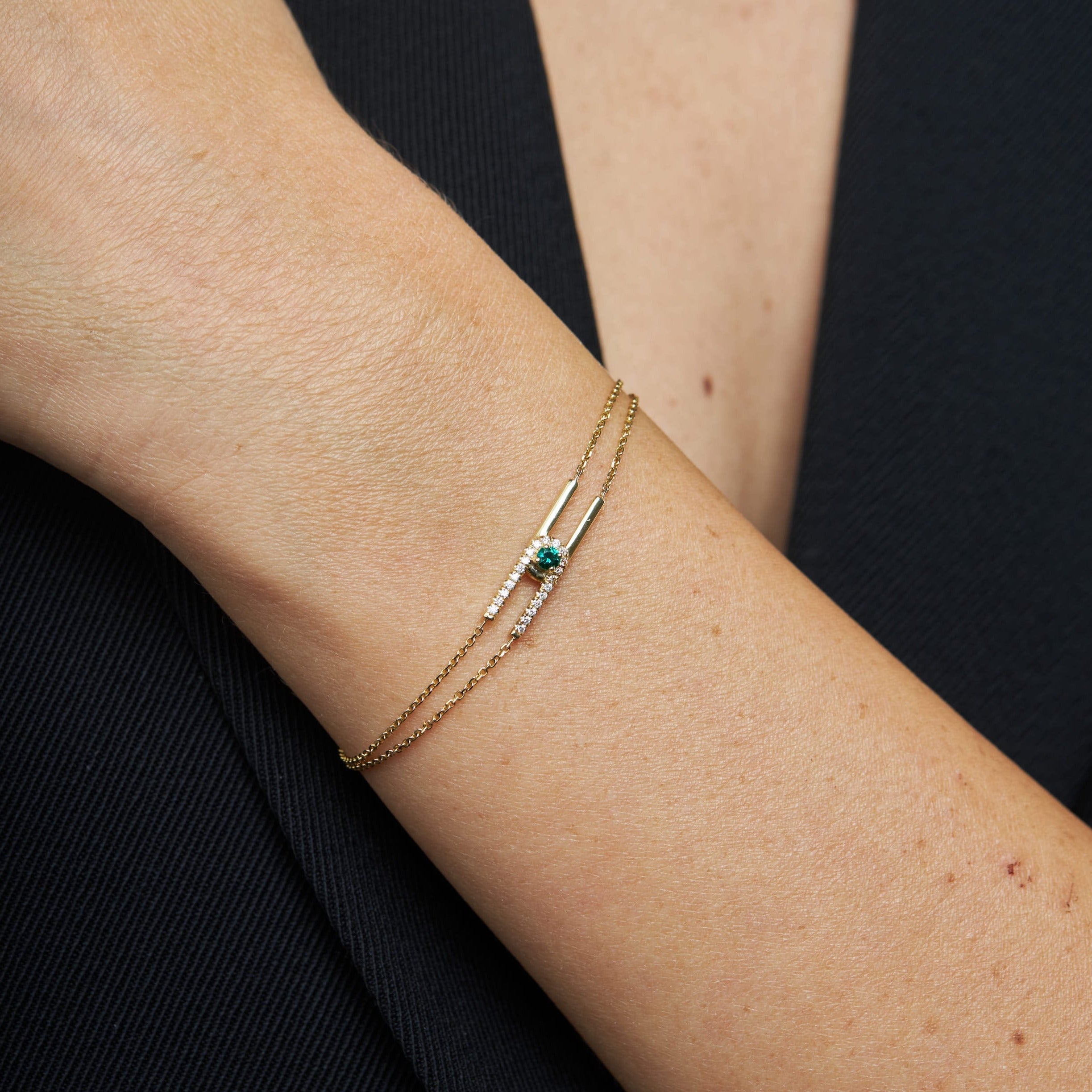 צמיד 08 - אמרלד ויהלומים לבנים