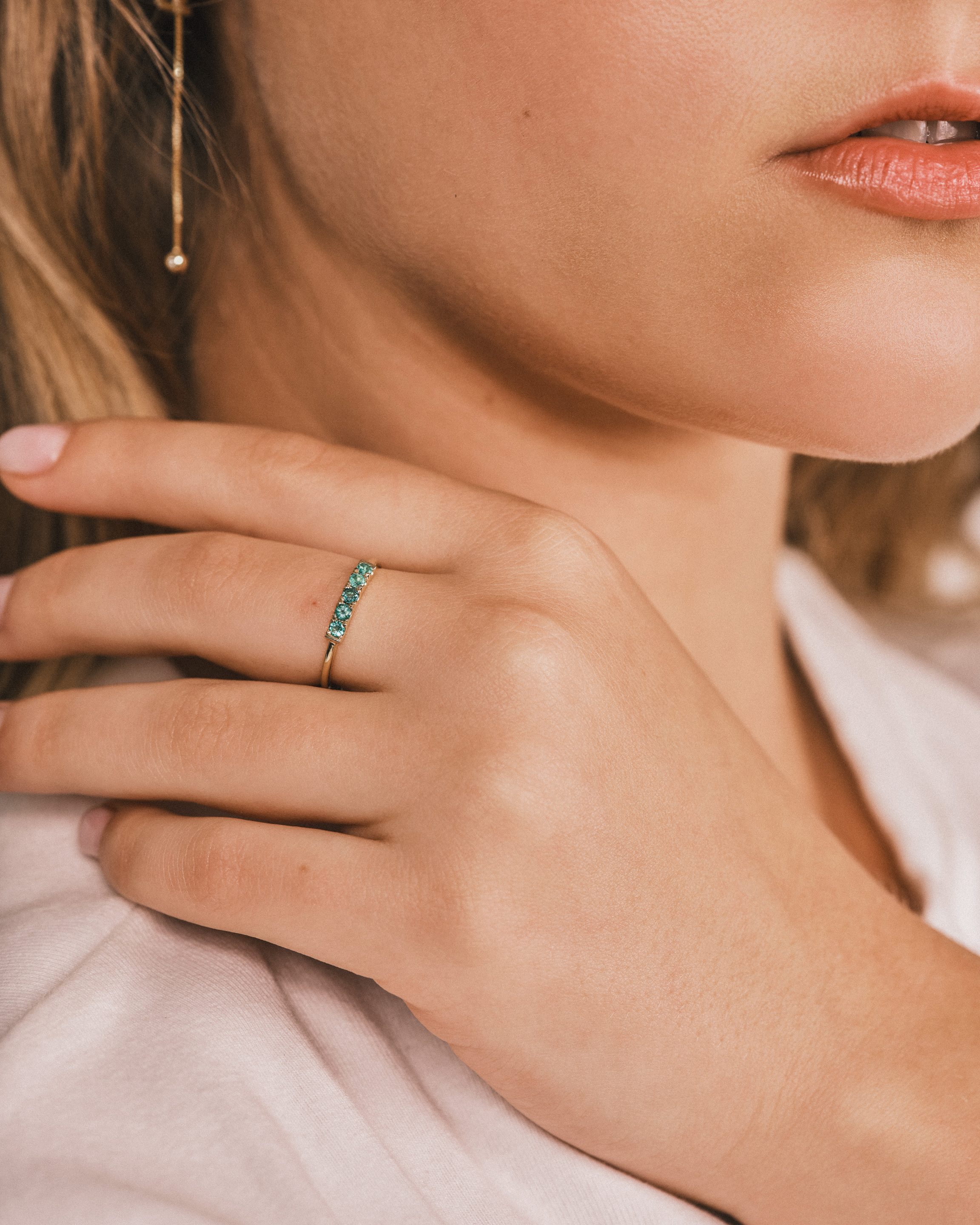 טבעת קנדי עם אמרלד