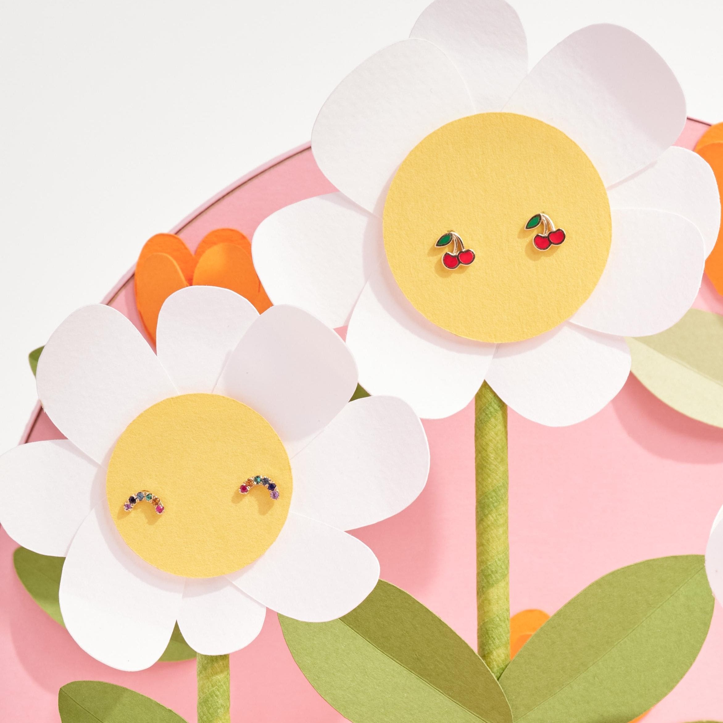 עגילי קשת צבעונית מזהב