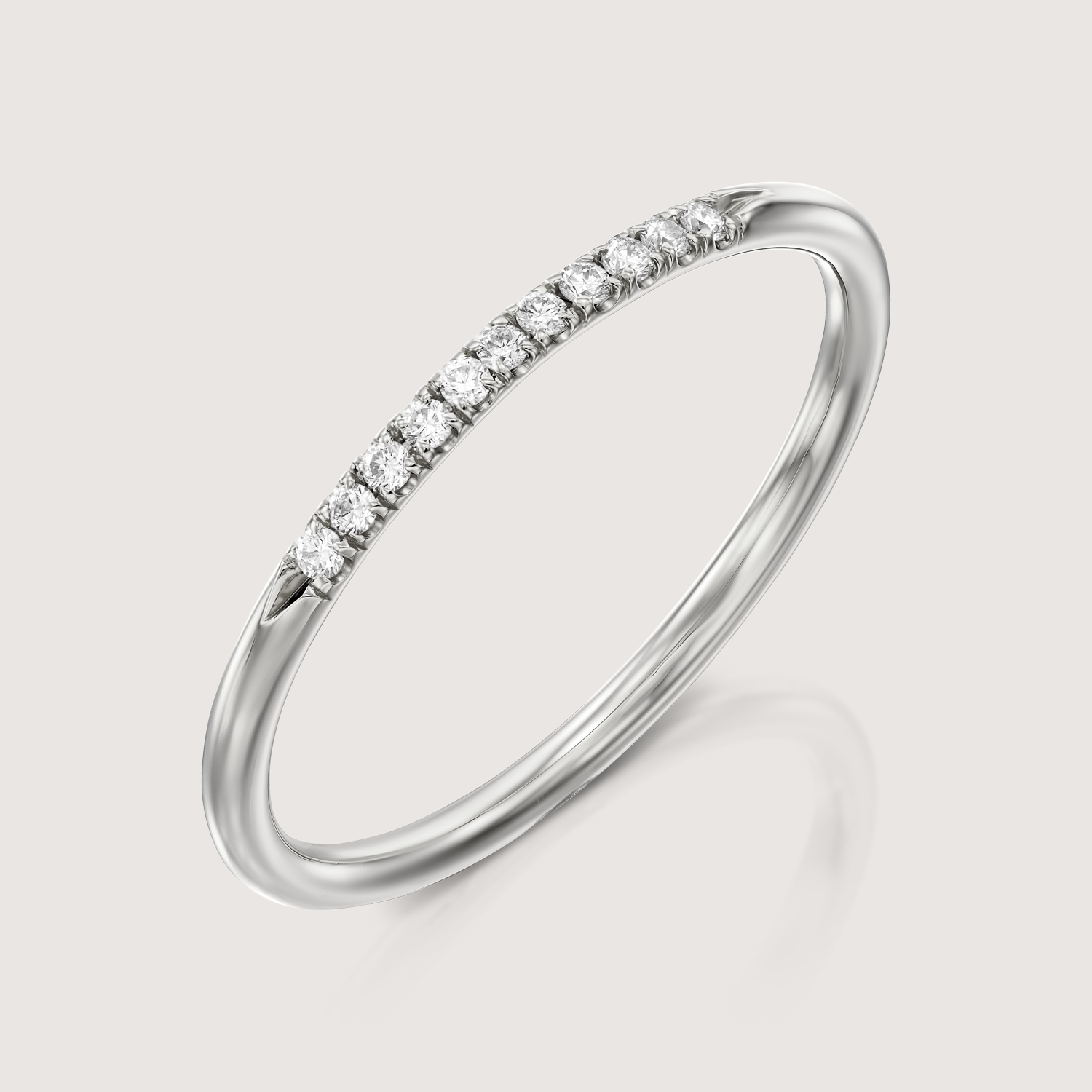 טבעת קלי משובצת 11 יהלומים לבנים