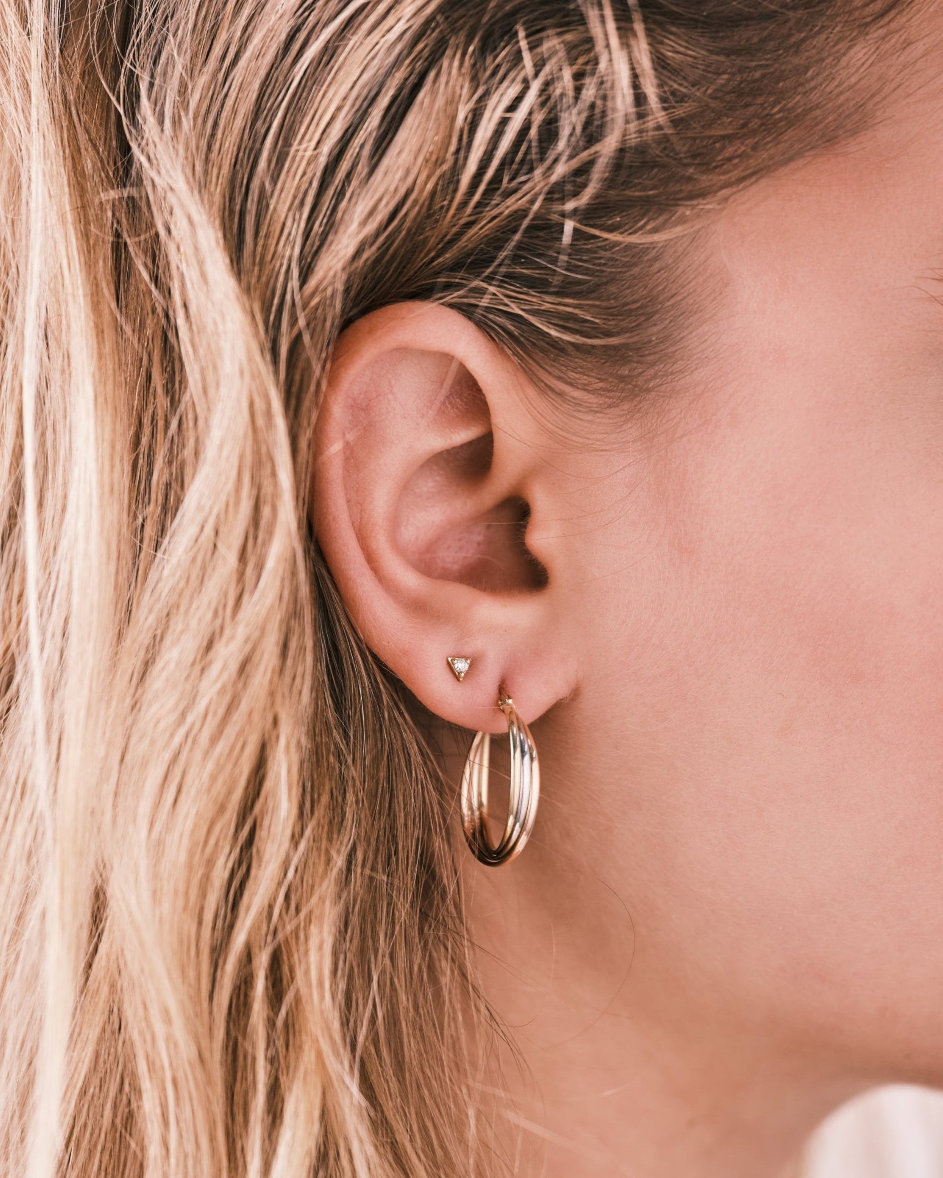 עגיל רות יהלום לבן