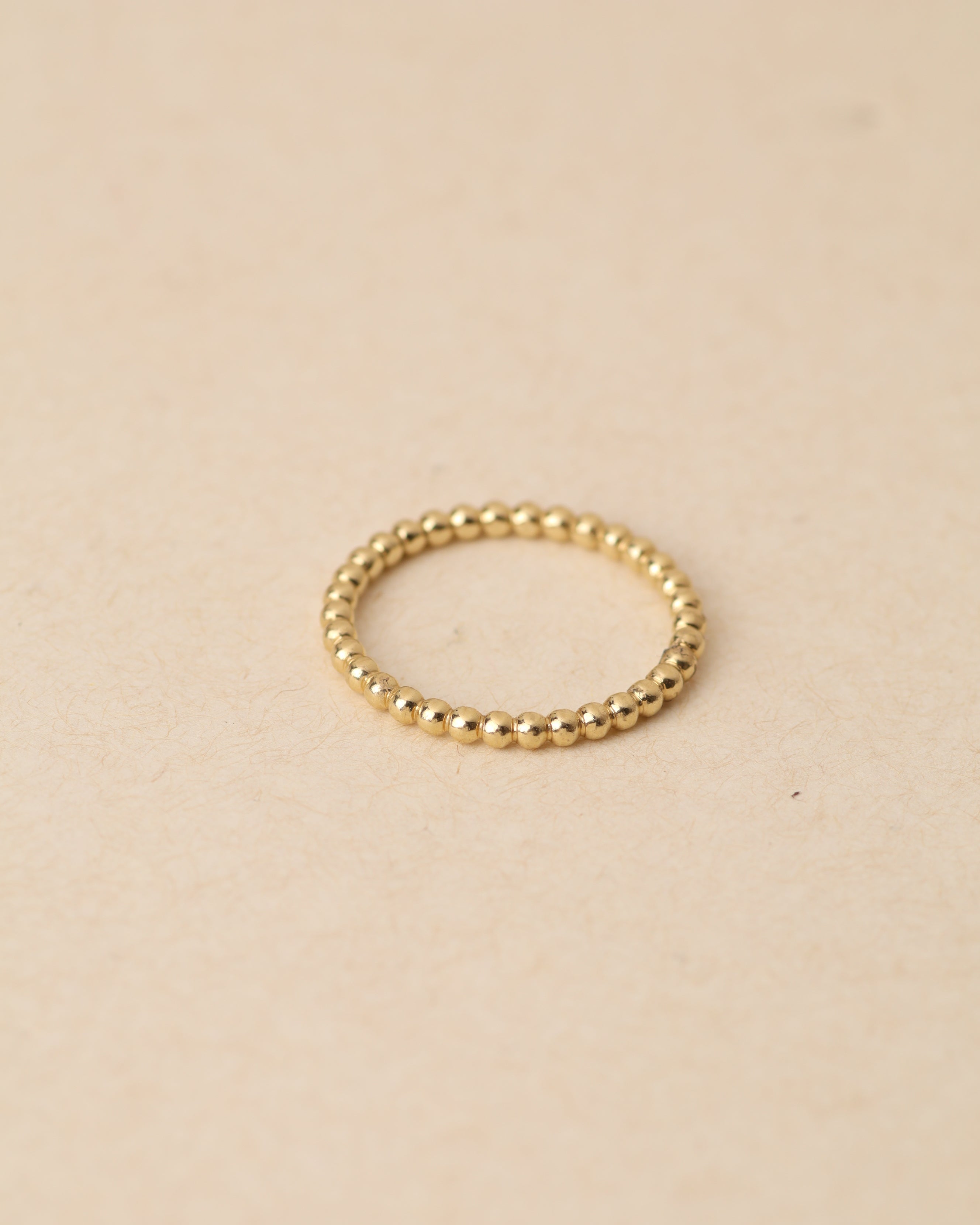 טבעת כדורים