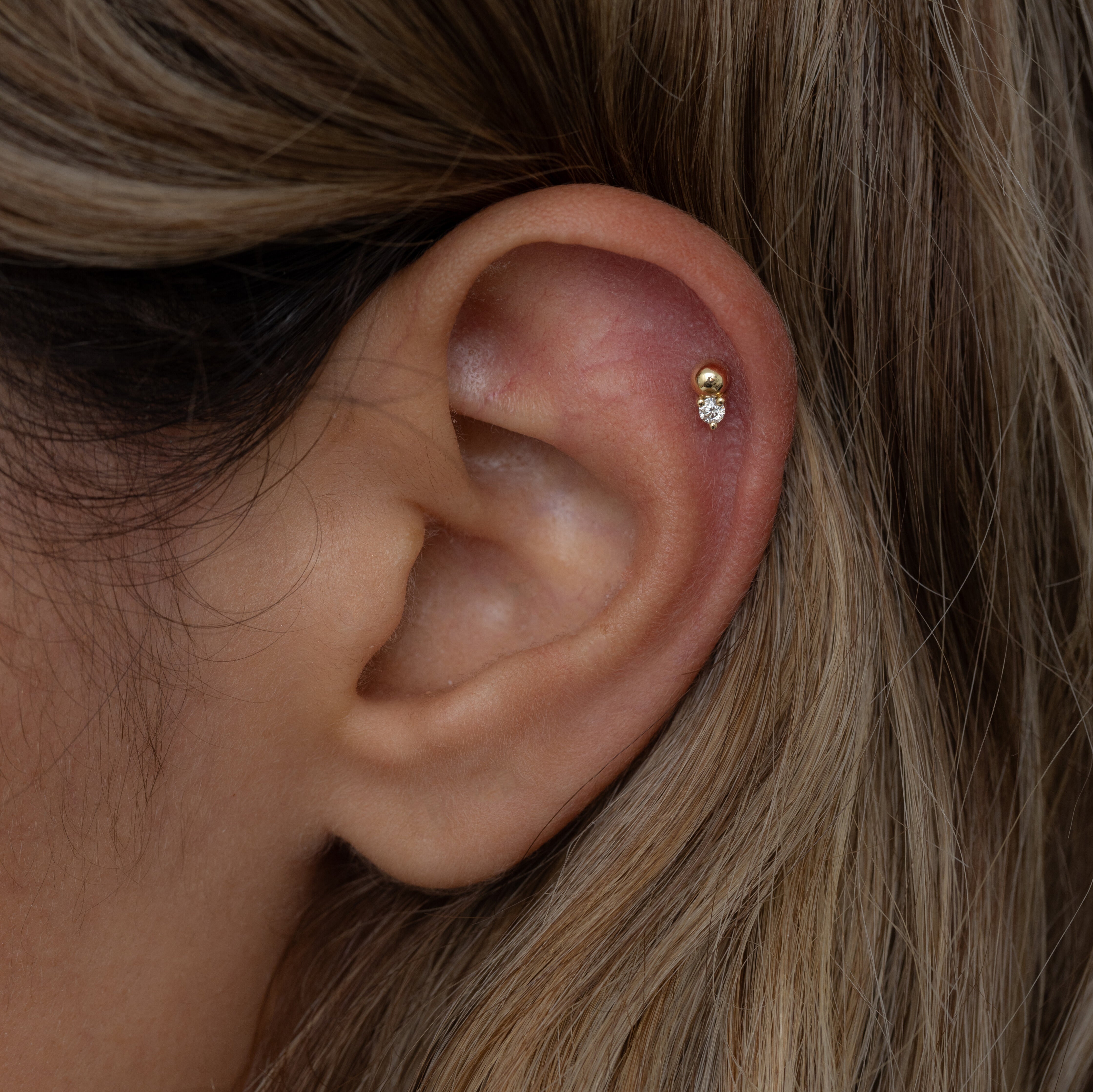 עגיל פירסינג מארי יהלום לבן