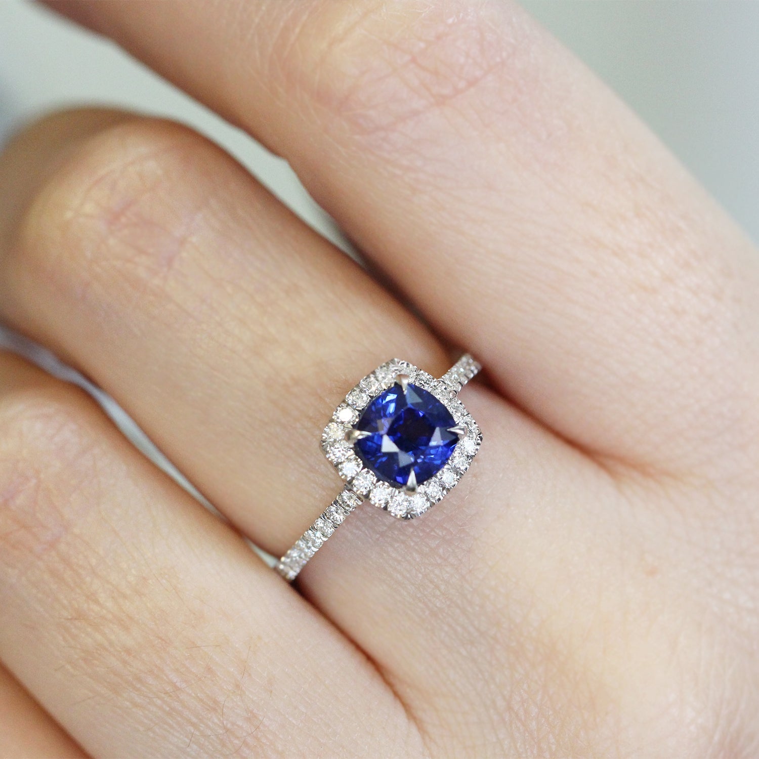 טבעת רייצ'ל ספיר