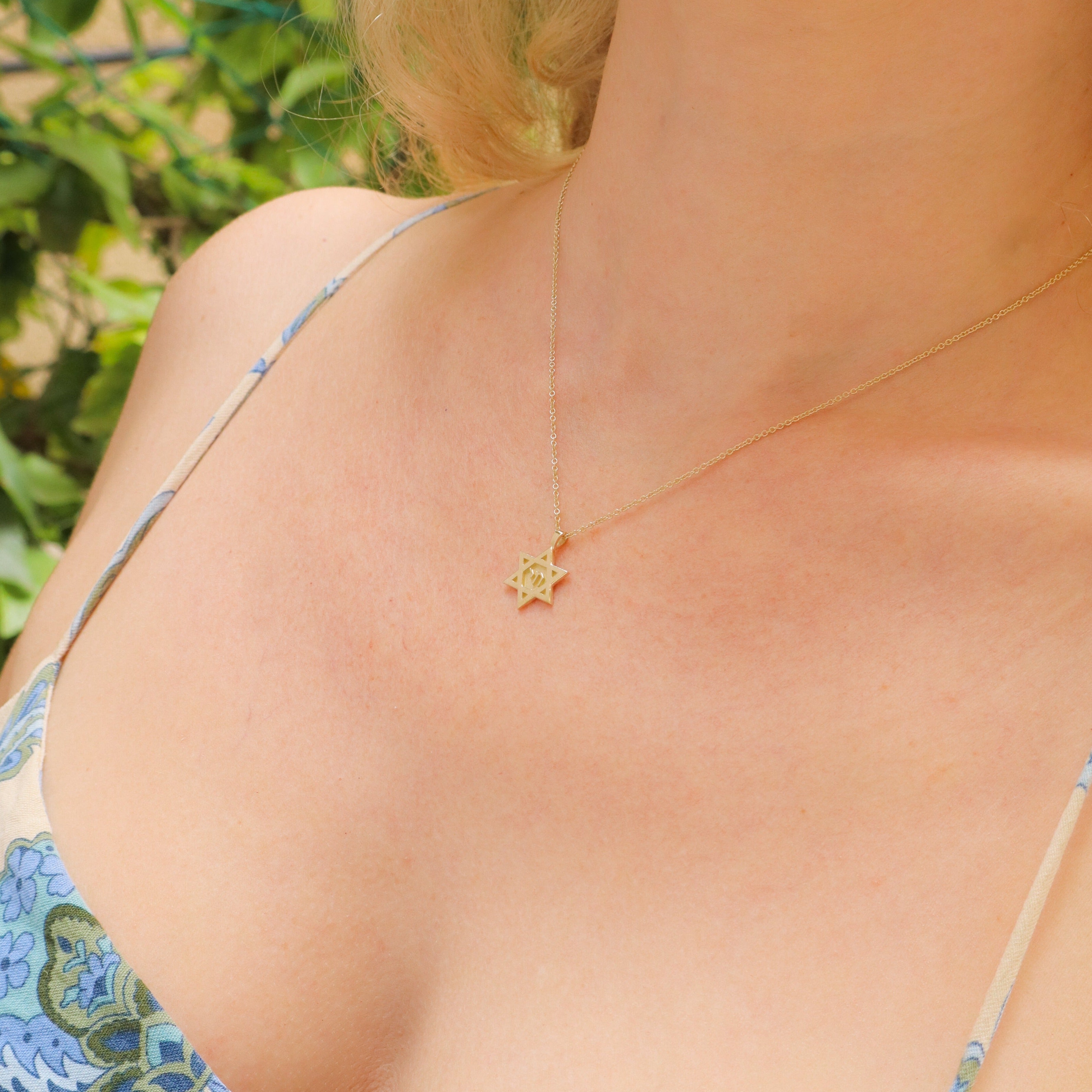 שרשרת מגן דוד עם אותיות