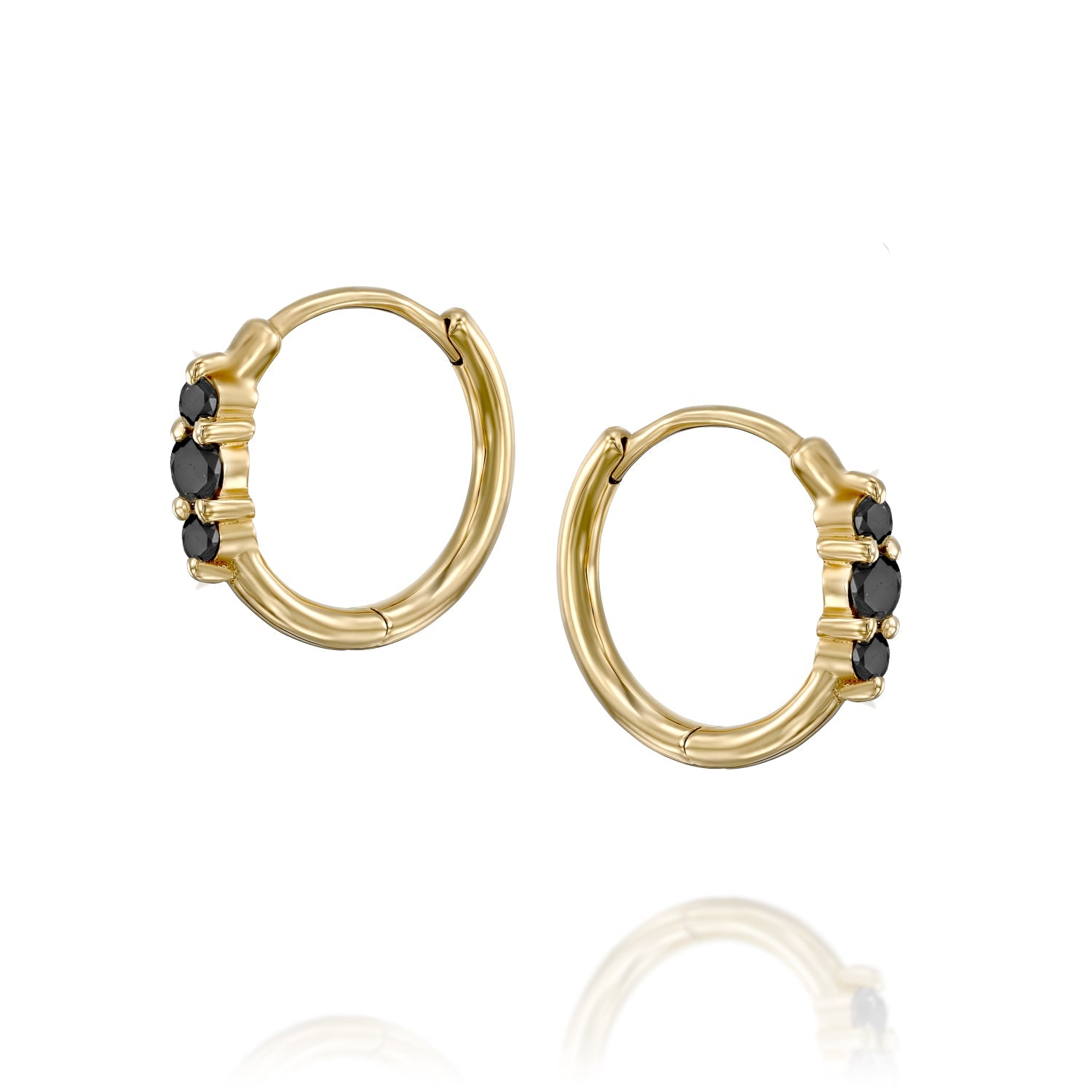 עגיל חישוק אודרי עם יהלומים שחורים