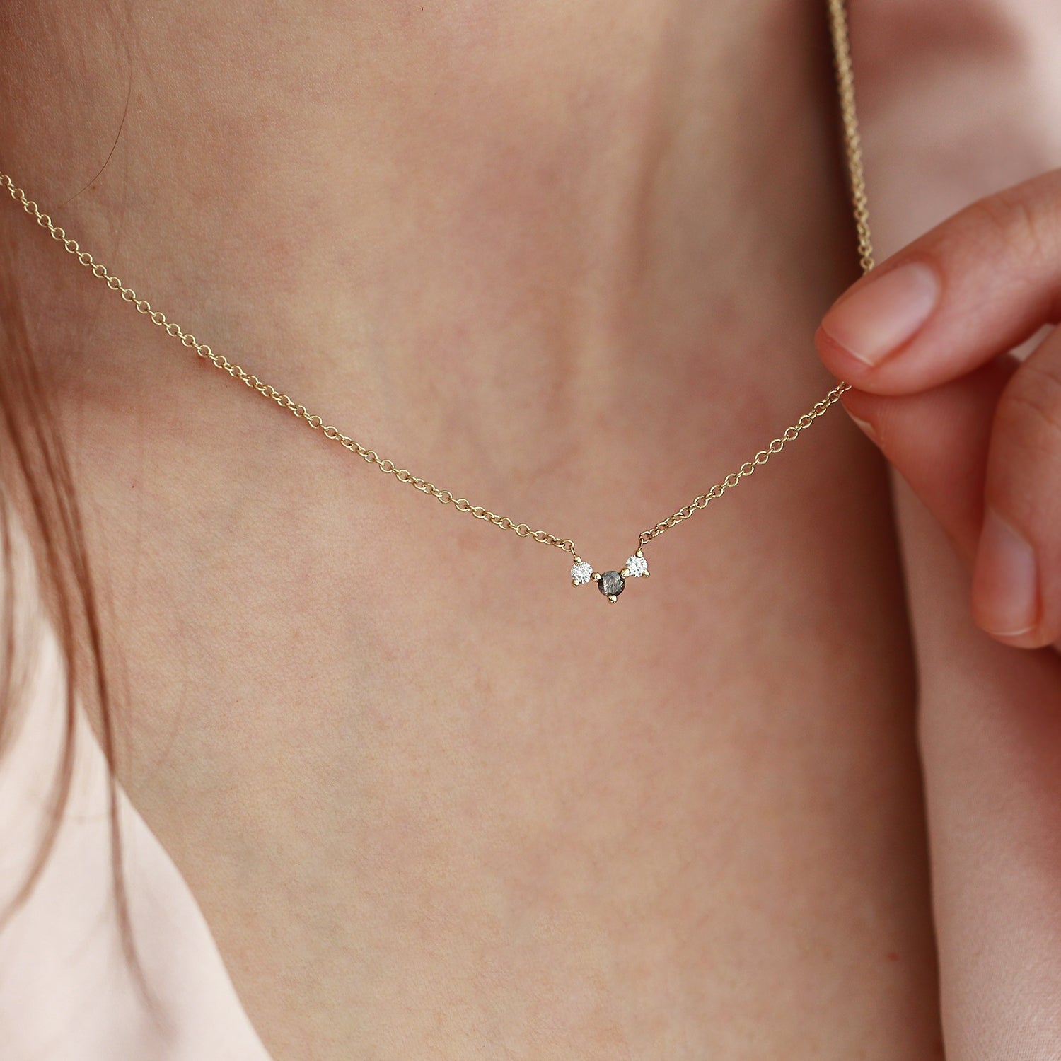 שרשרת פרידה יהלומים אפור ולבן