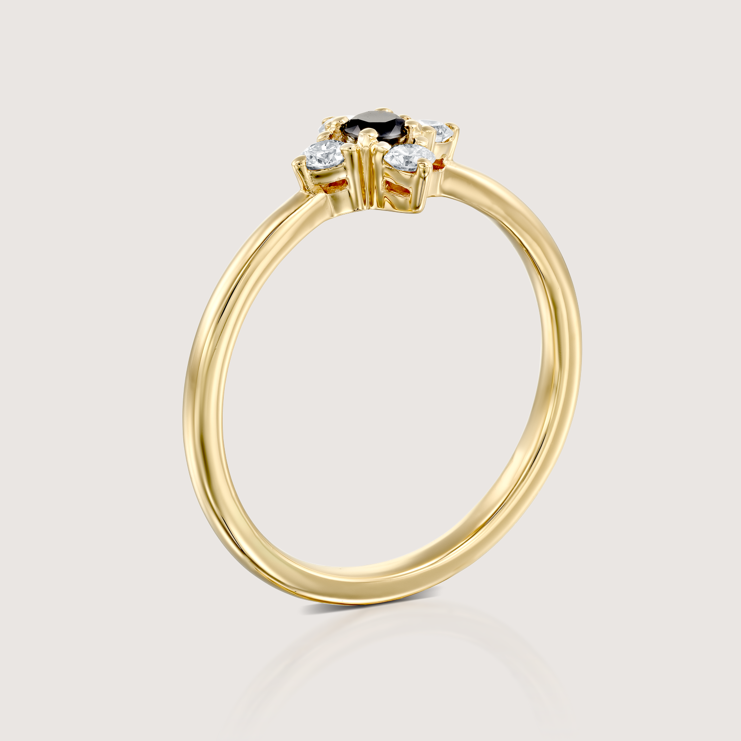 טבעת אליאנה יהלומים שחור לבן