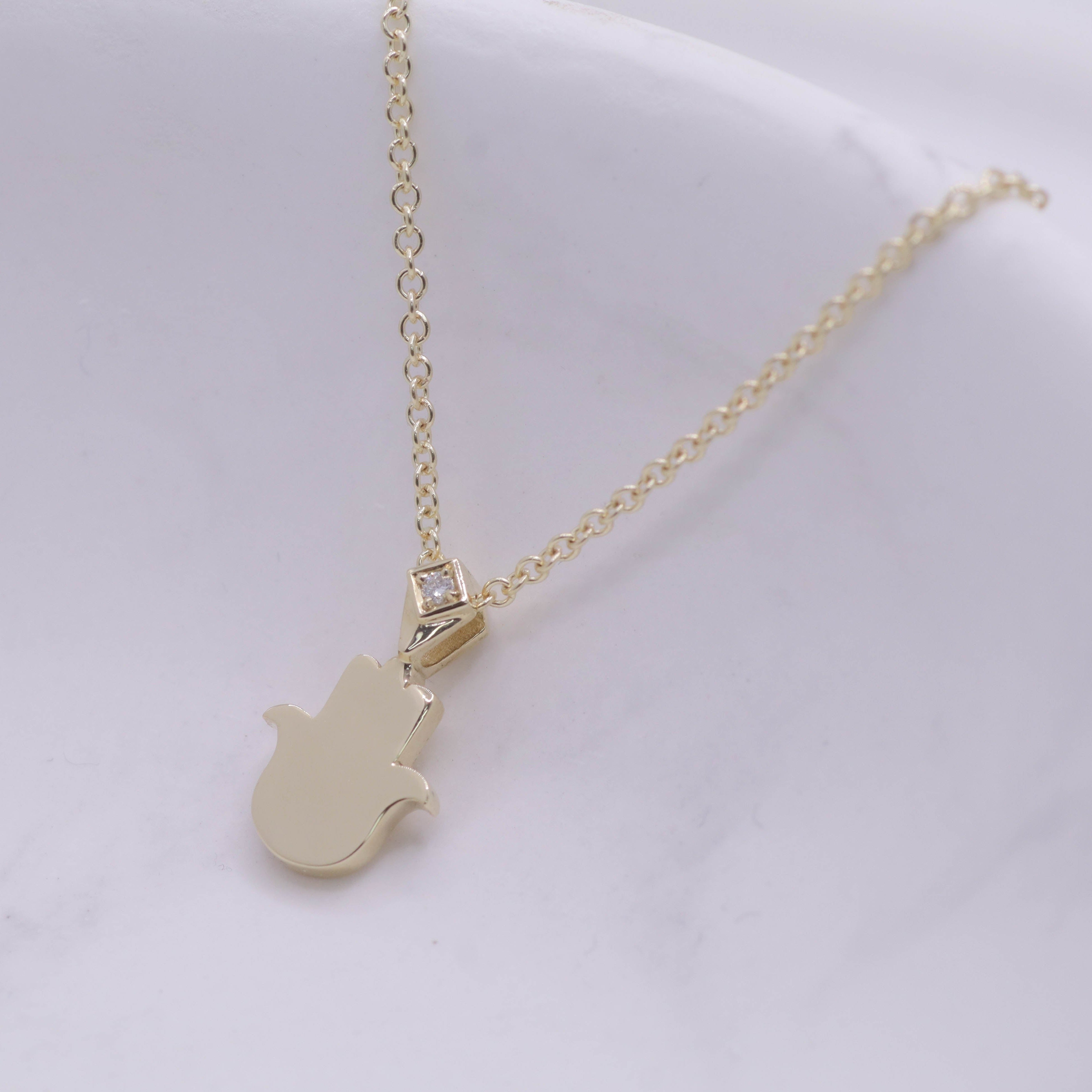 שרשרת חמסה עם יהלום