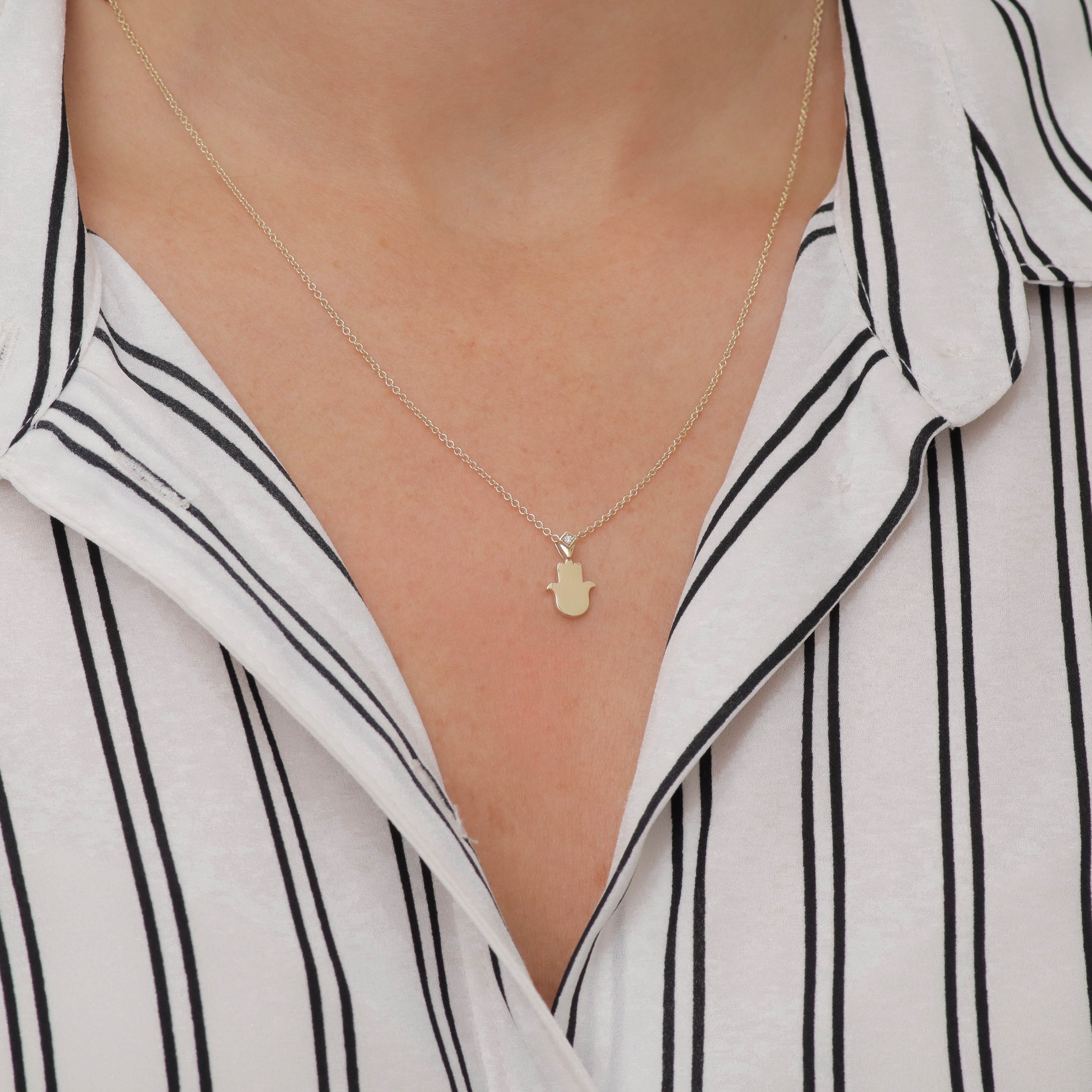 שרשרת חמסה עם יהלום