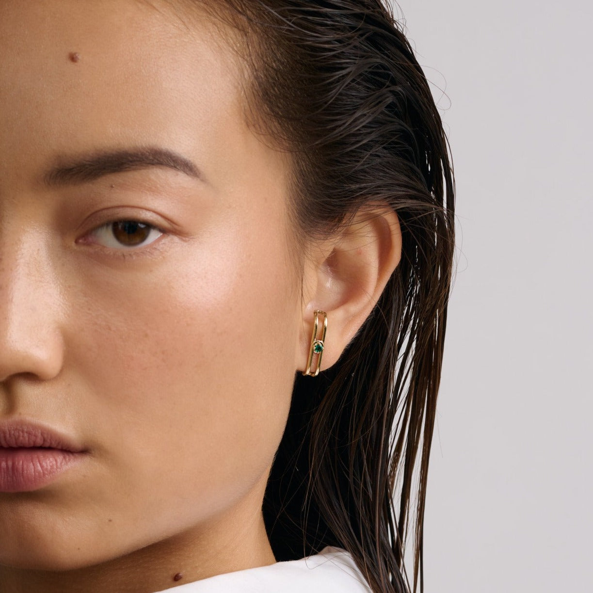 עגיל 10 - אמרלד