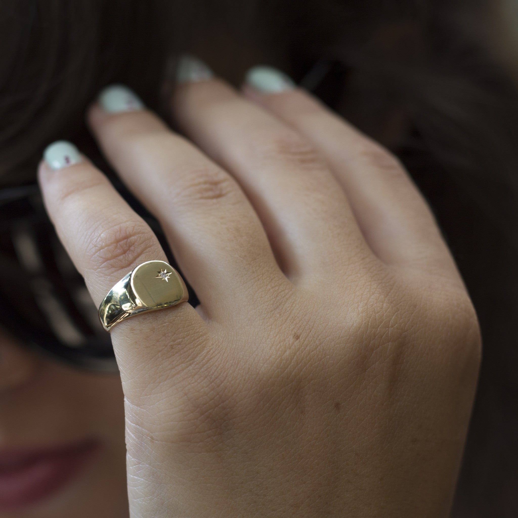 טבעת מריה עם יהלום בשיבוץ כוכב