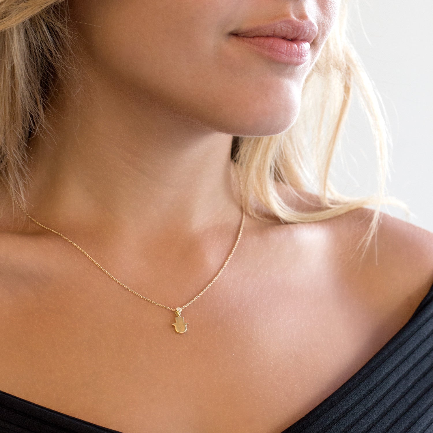 שרשרת חמסה עם יהלום