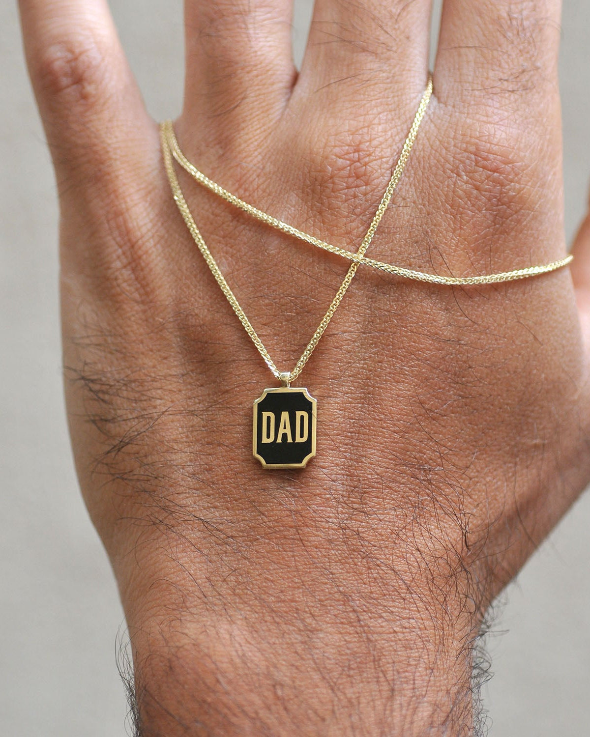 שרשרת DAD \ MOM
