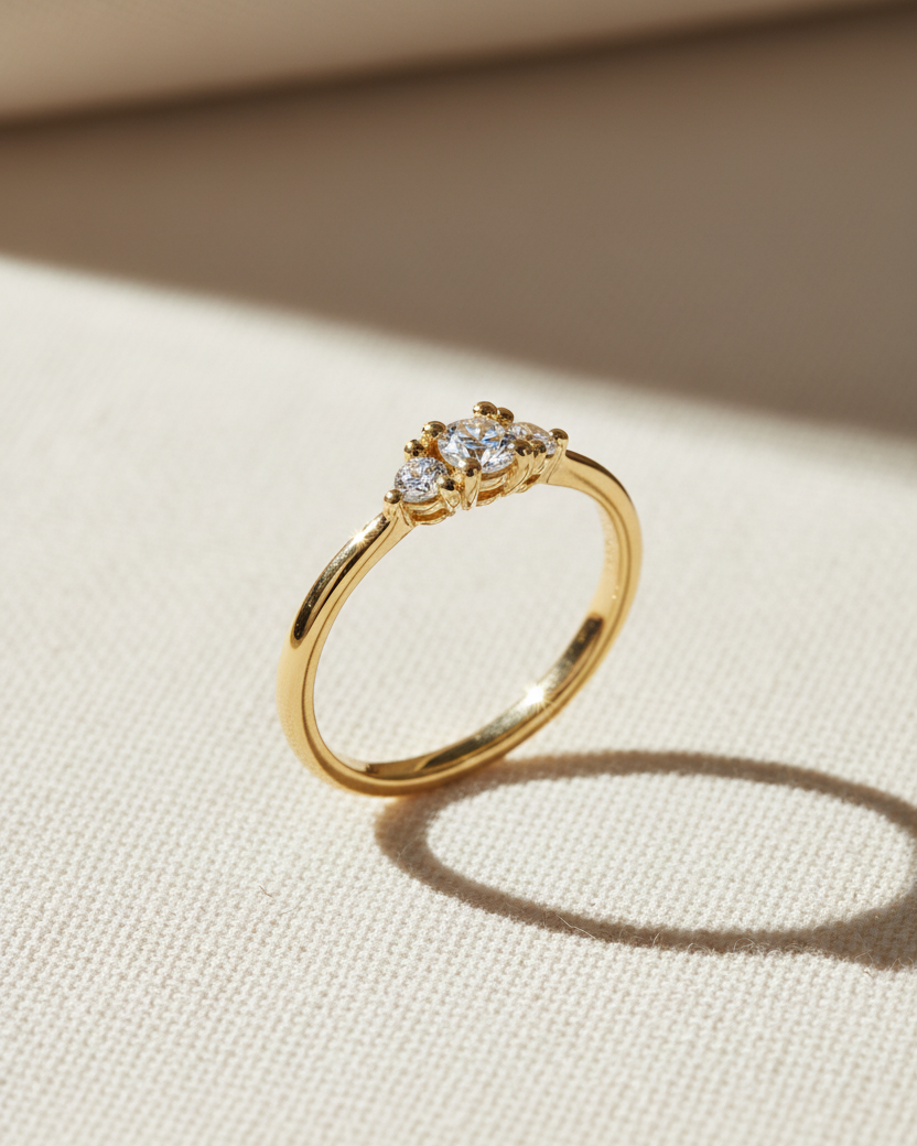 טבעת אודרי יהלומים לבנים 3 מ"מ