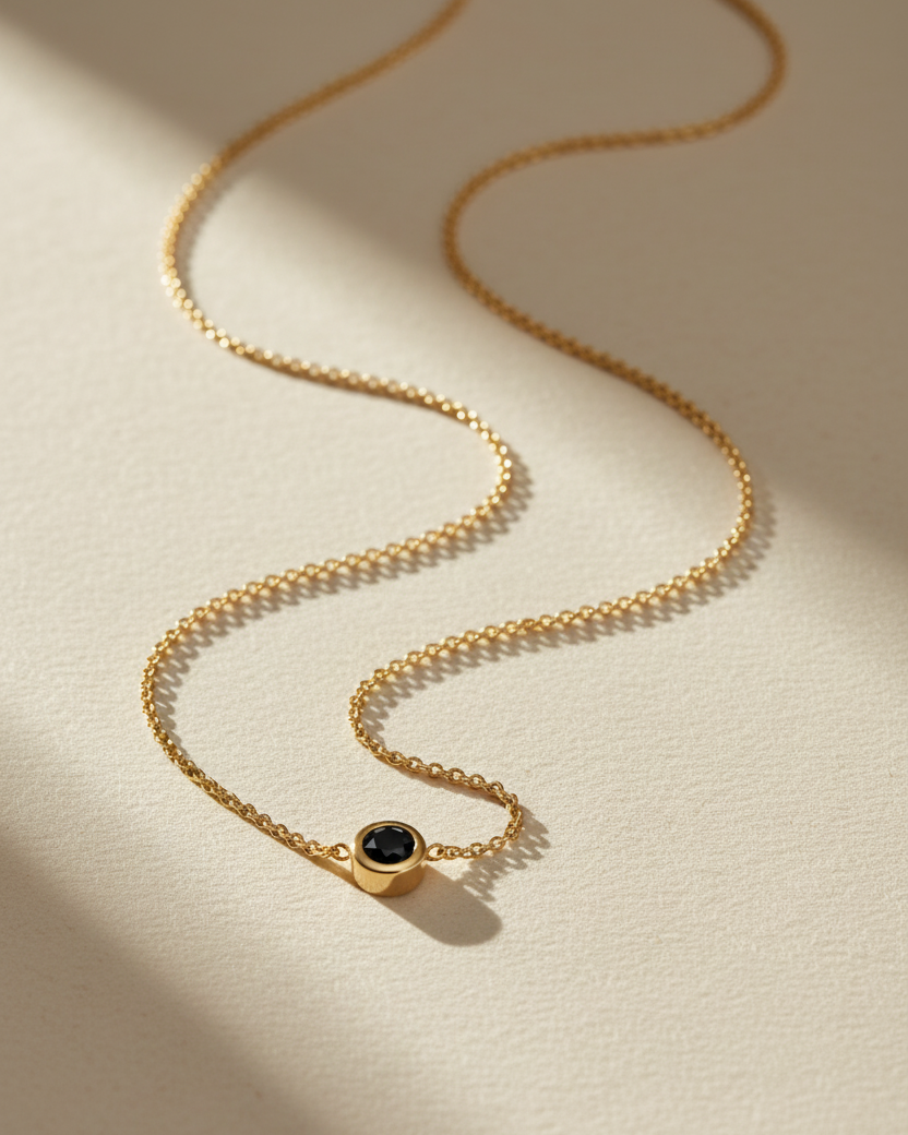 שרשרת מרגריטה עם יהלום שחור