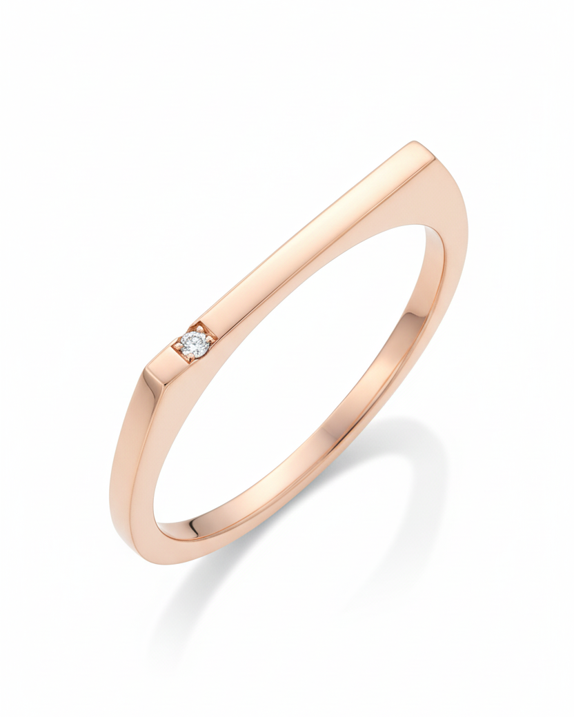 טבעת מירנדה יהלום לבן בשיבוץ כוכב