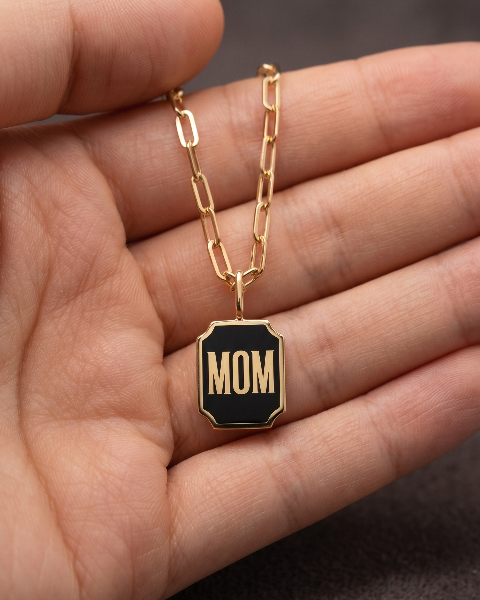 שרשרת סטייפלס תליון MOM\DAD