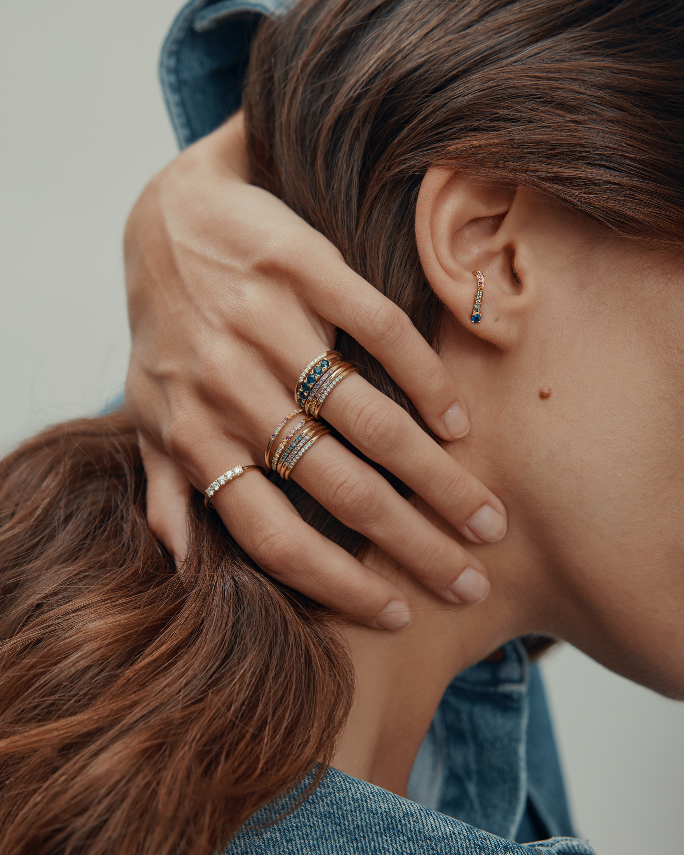 טבעת קלי עם בלו טופז סוויס