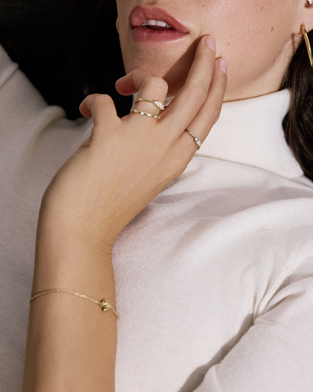 טבעת אודרי יהלומים לבנים 3 מ"מ