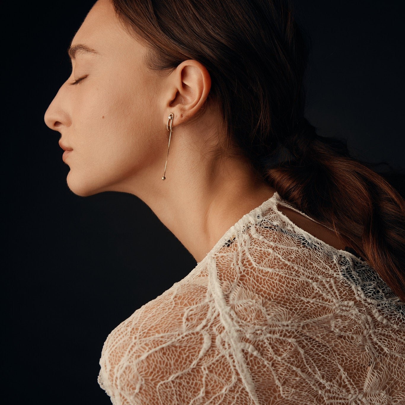 עגיל 11 - יהלומים לבנים