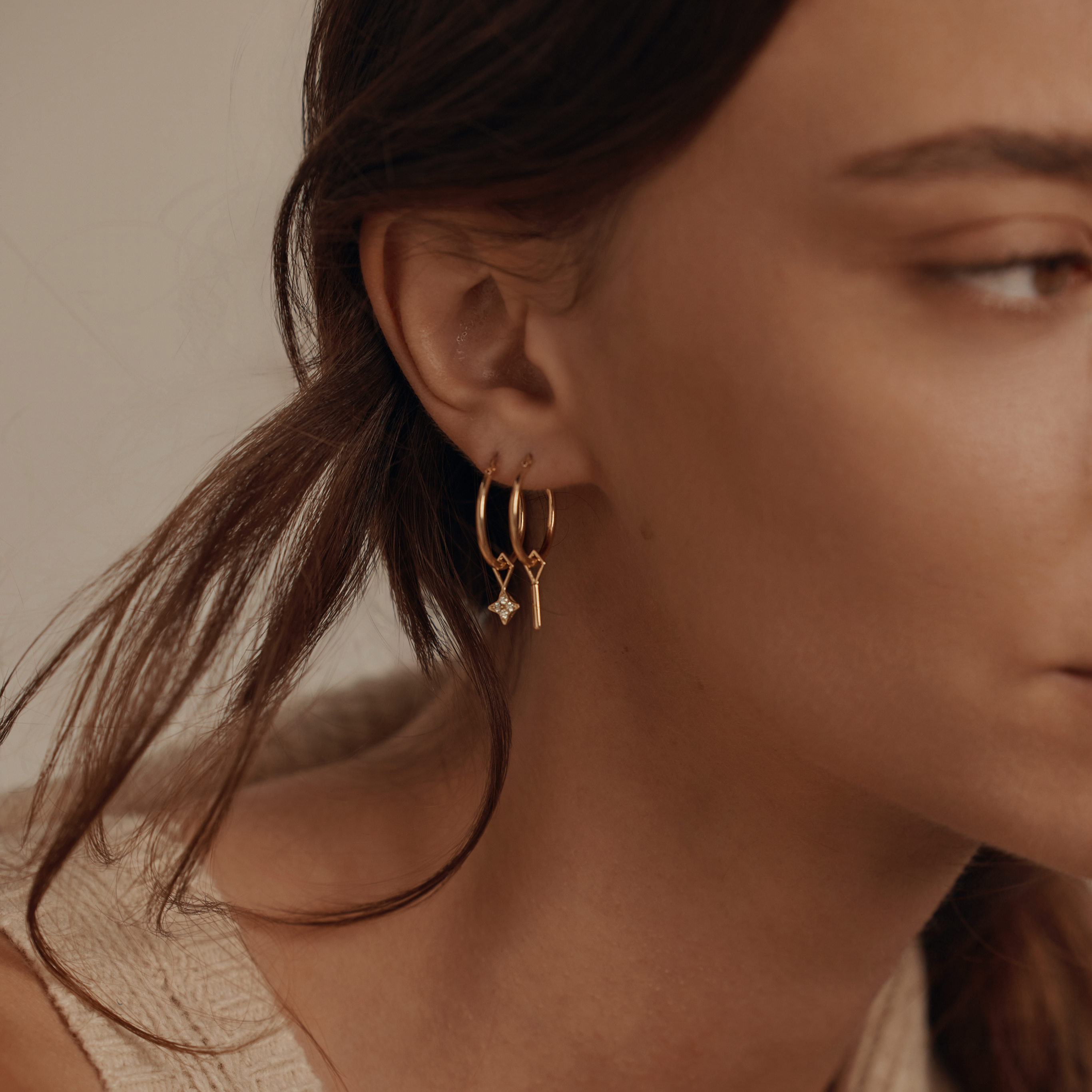 צ׳ארם ונוס יהלומים לבנים