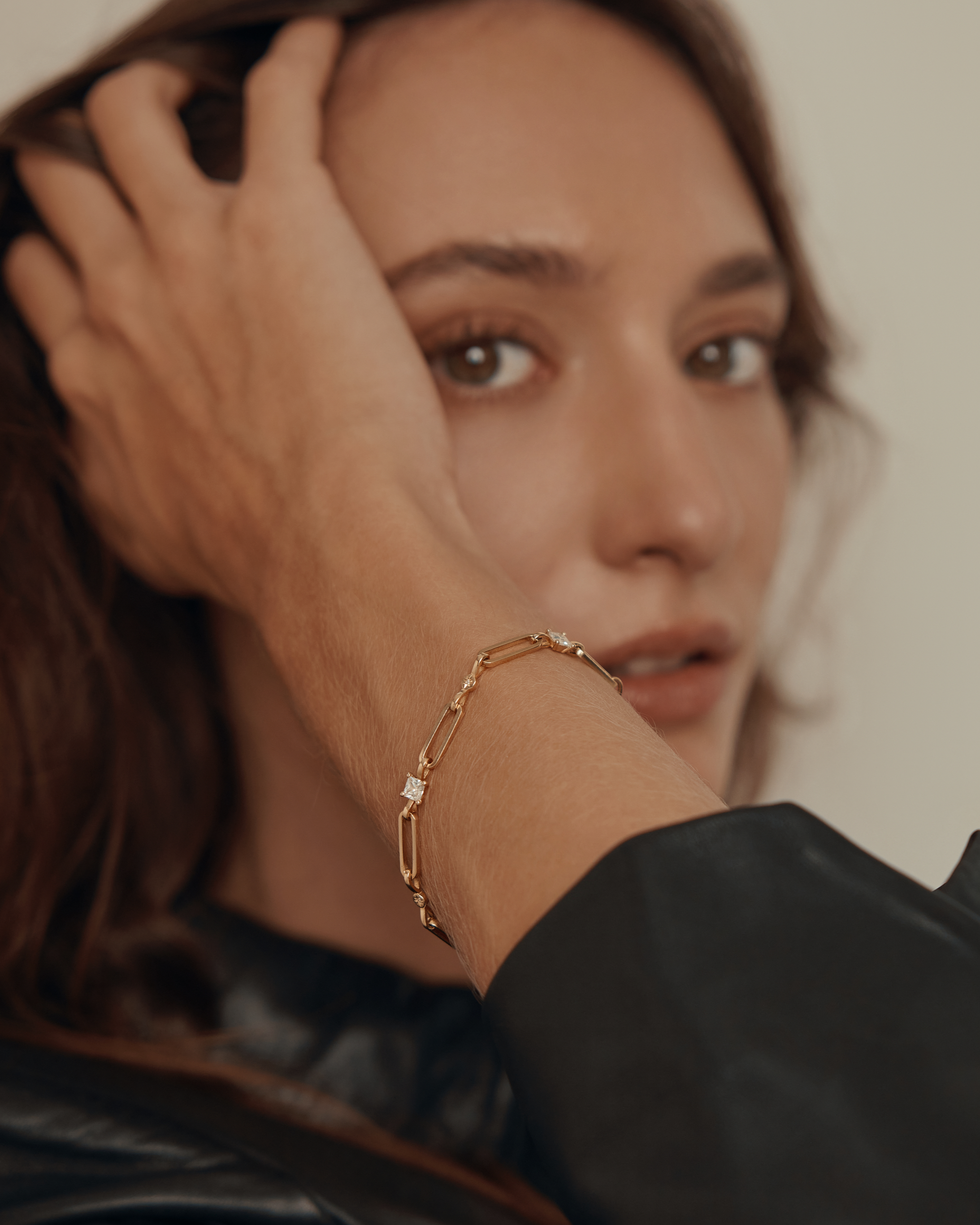 צמיד נורה יהלומים