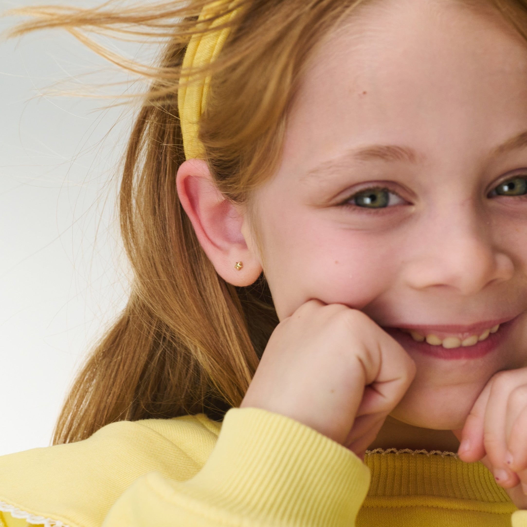 עגיל כוכב תלת ממדי מזהב