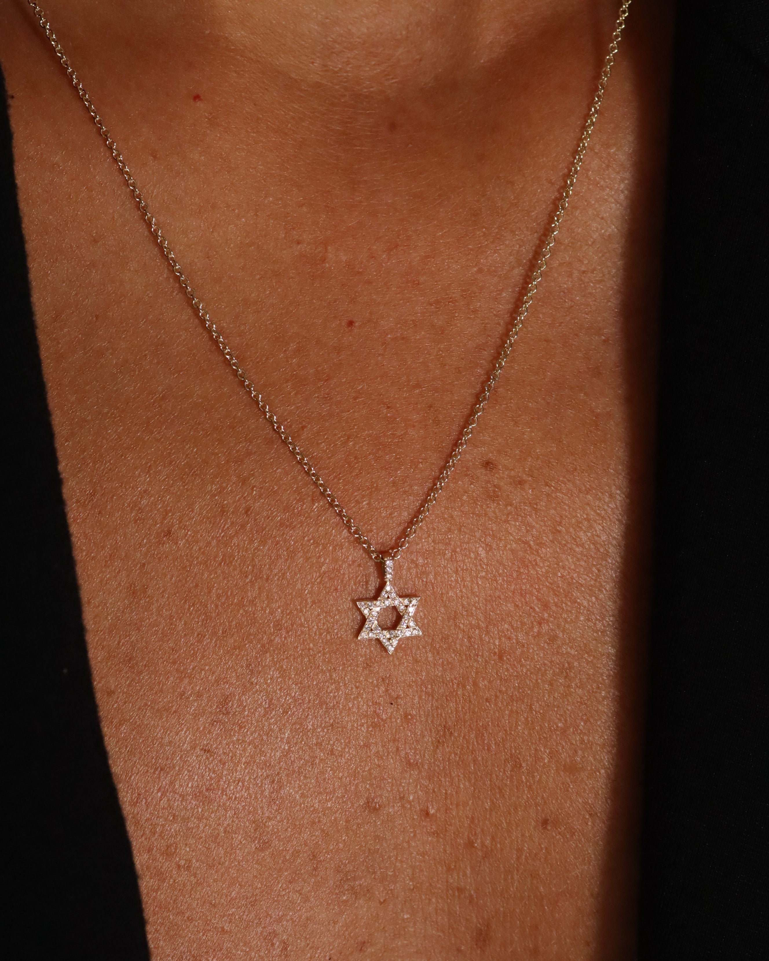 שרשרת מגן דוד יהושוע משובץ יהלומים קטן