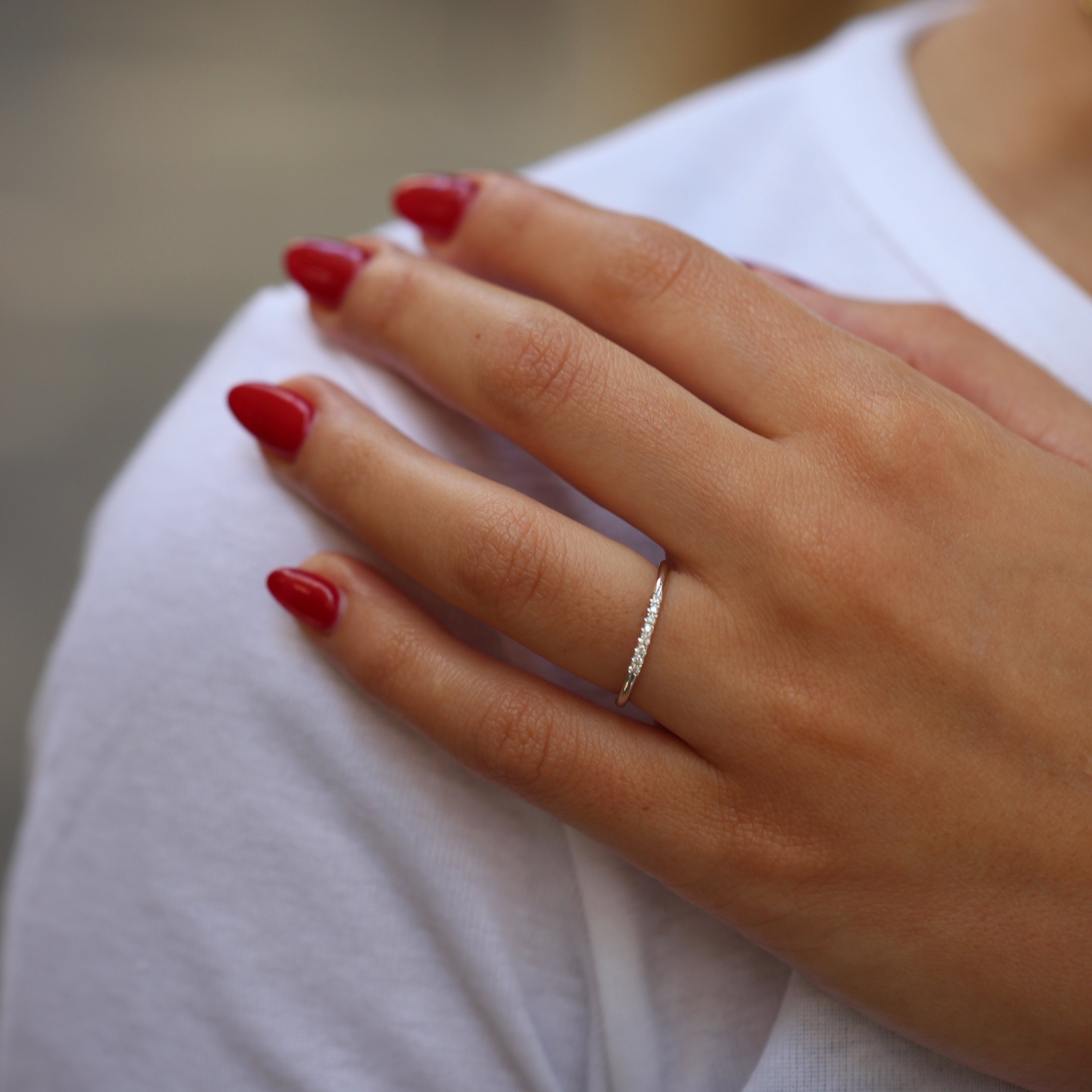 טבעת קלי יהלומים לבנים