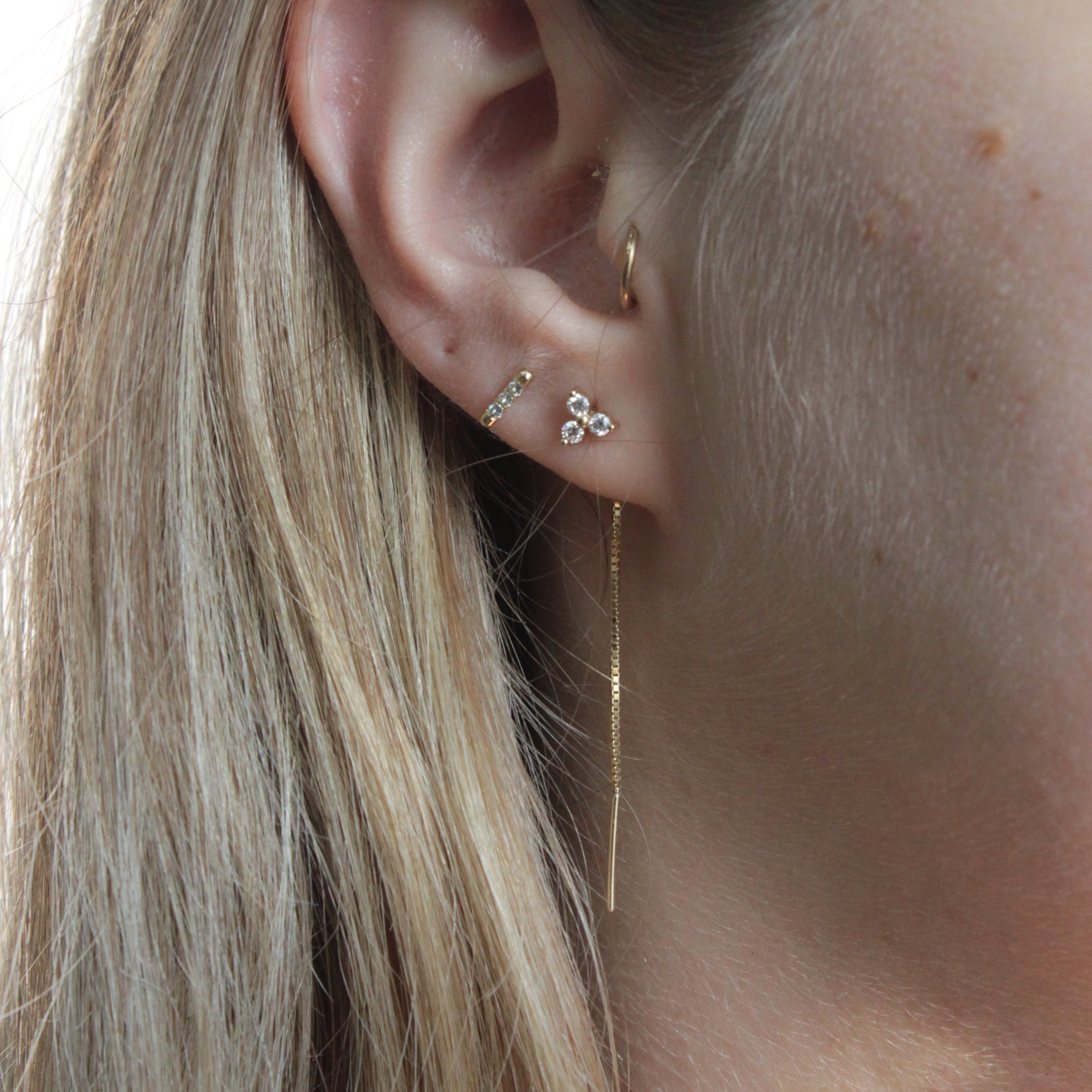 עגיל נוני גרייס יהלומים לבנים