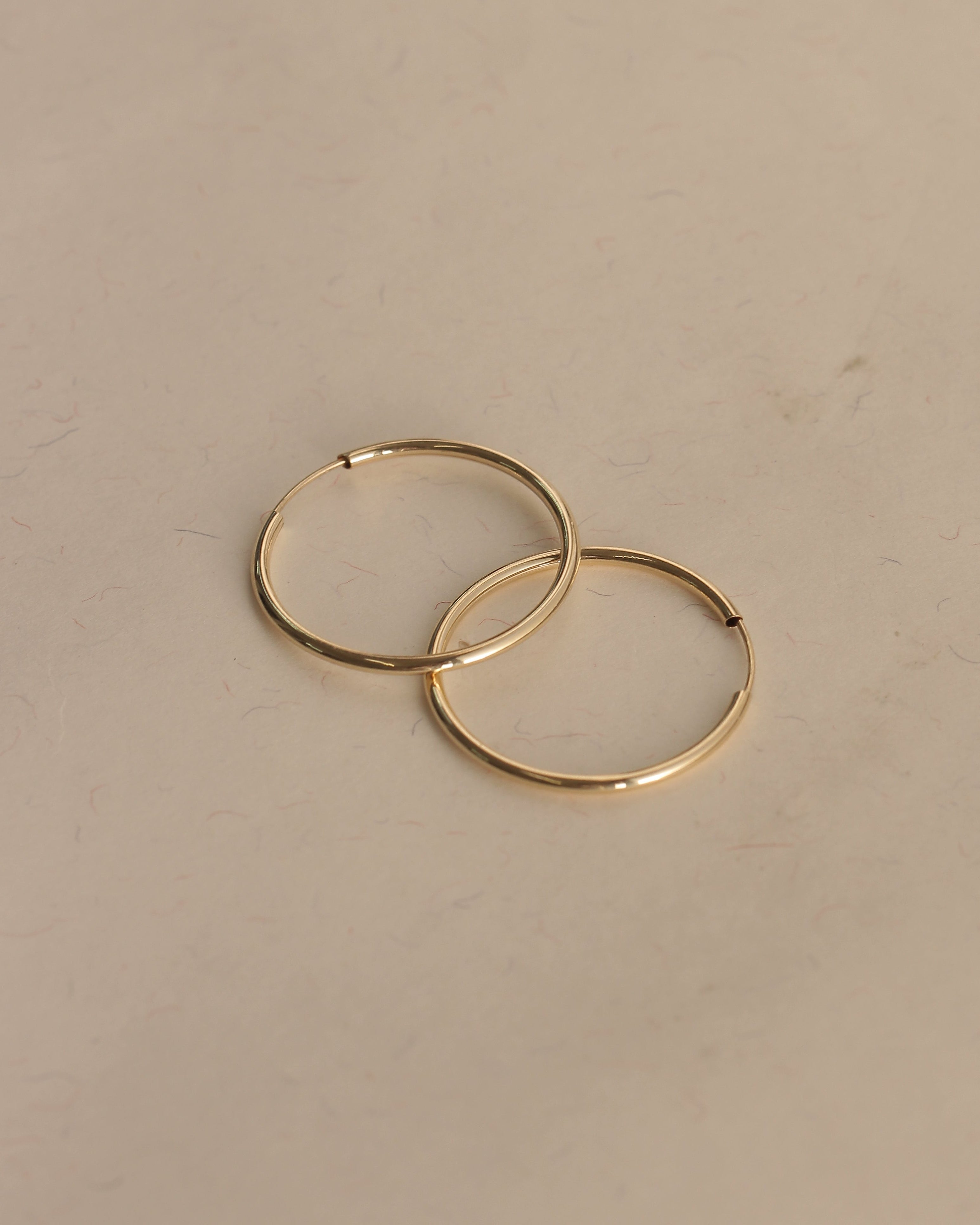 עגיל חישוק זהב - פלקסי