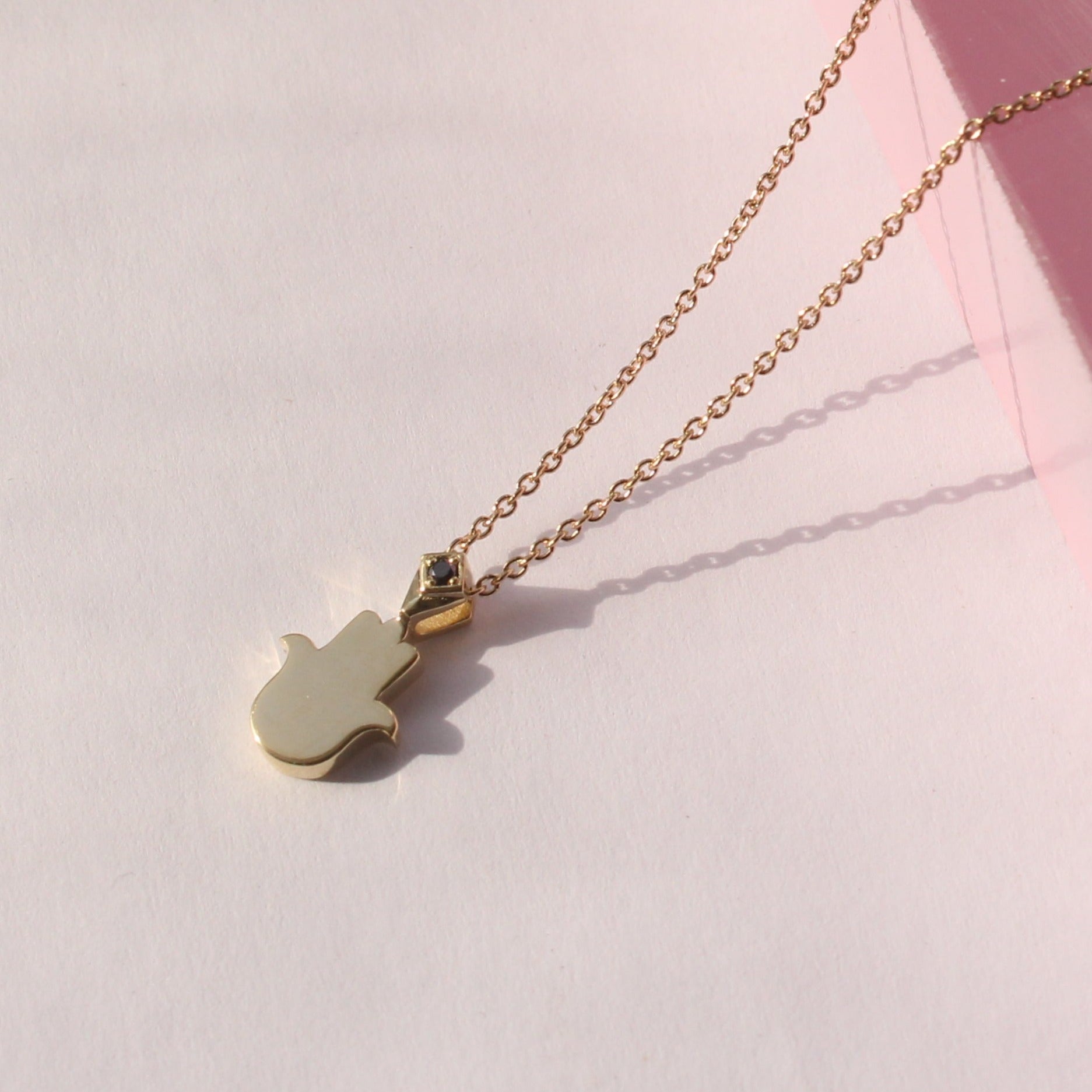 שרשרת חמסה עם יהלום