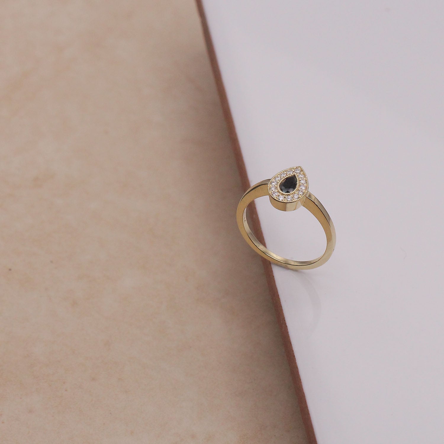 טבעת לונה יהלום שחור