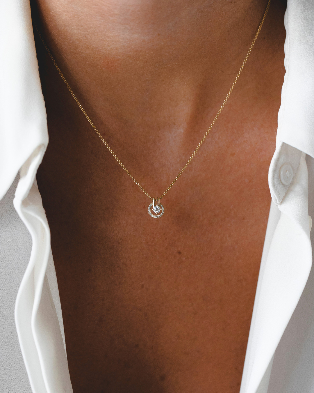 שרשרת 03 - יהלומים לבנים