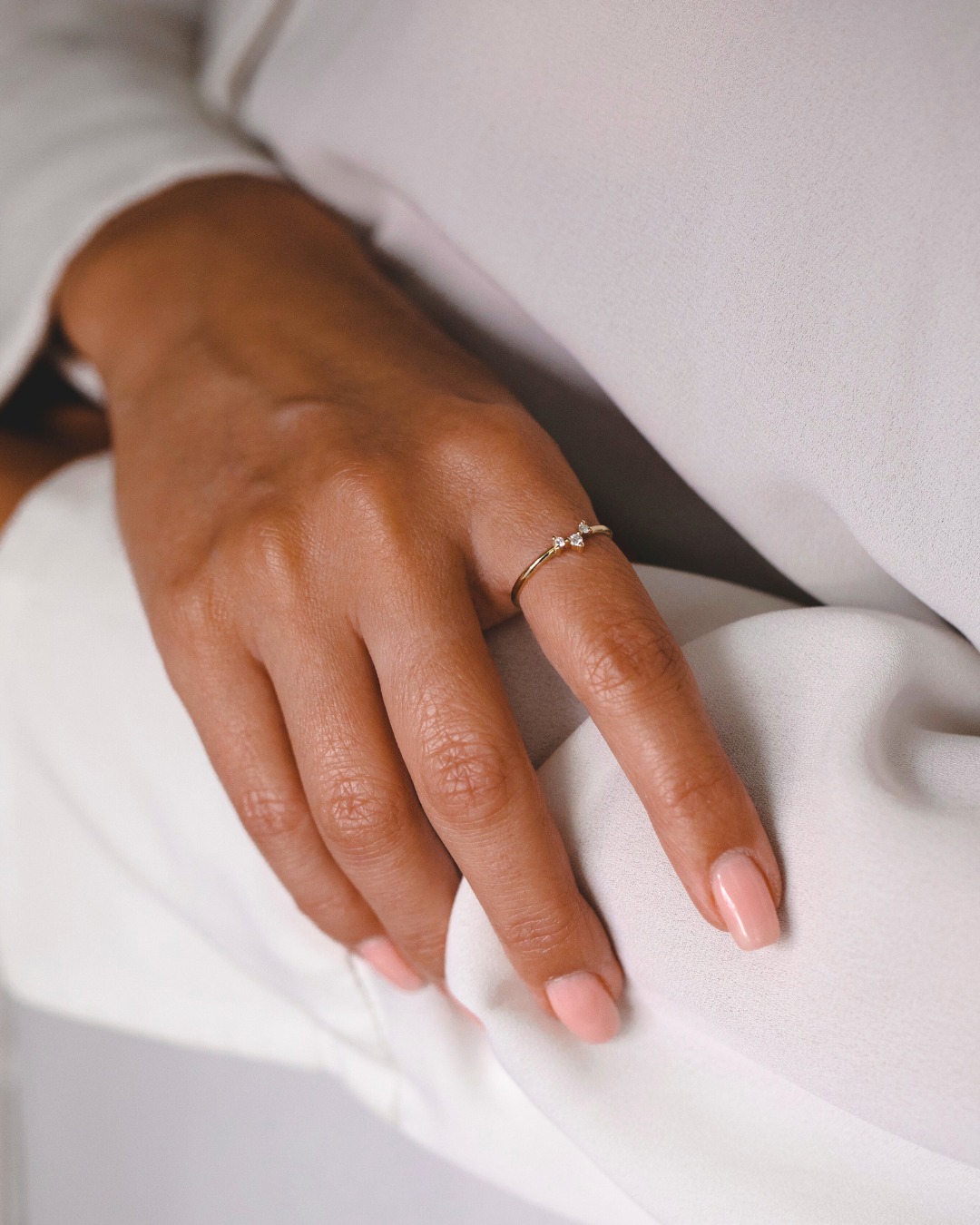 טבעת פרידה יהלומים לבנים