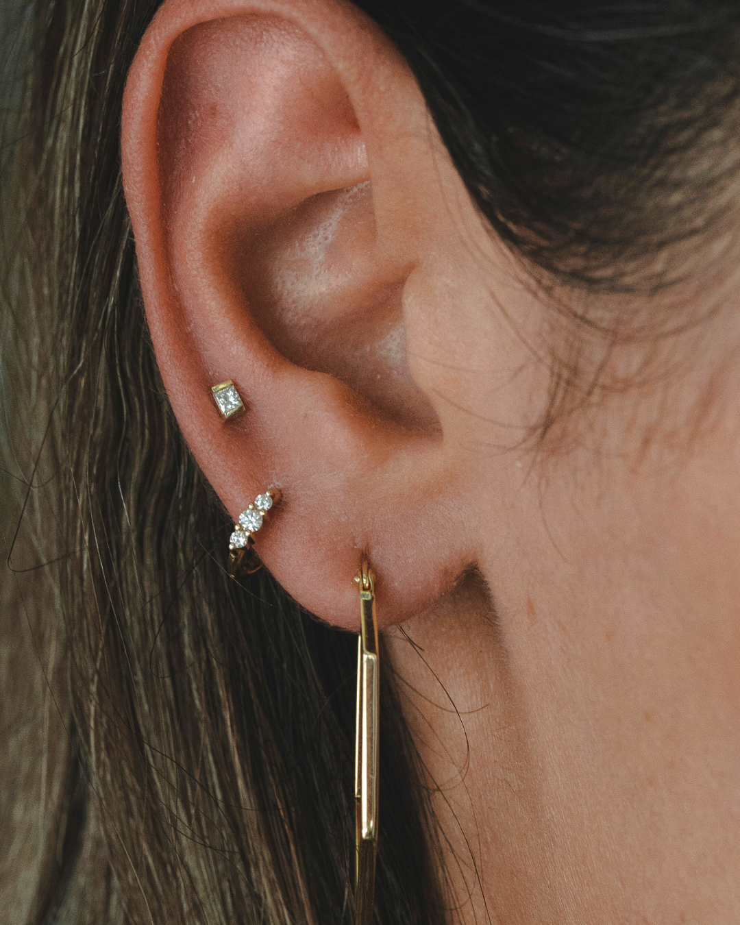 עגילי חישוק זהב לונה