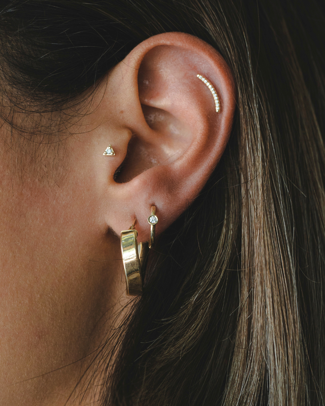 עגיל פירסינג רות יהלום לבן