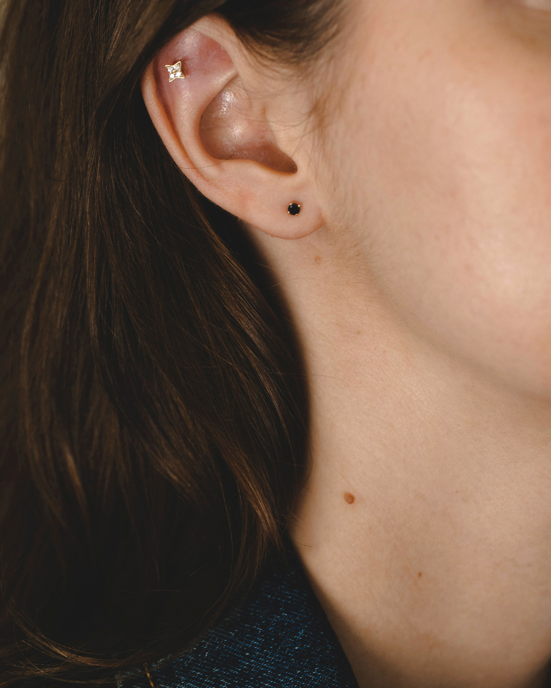 עגיל מרטינה יהלום שחור 3 מ"מ