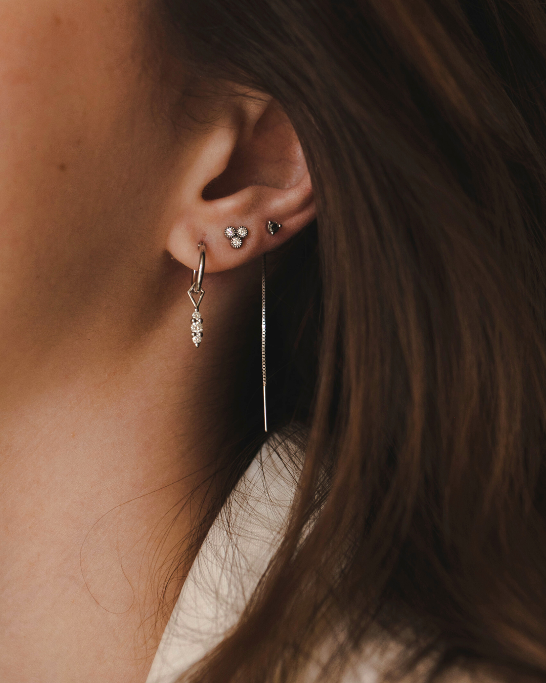 עגיל הנרייטה יהלומים לבנים