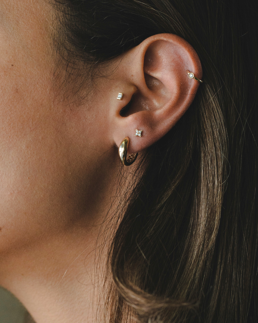 עגילי חישוק דניס