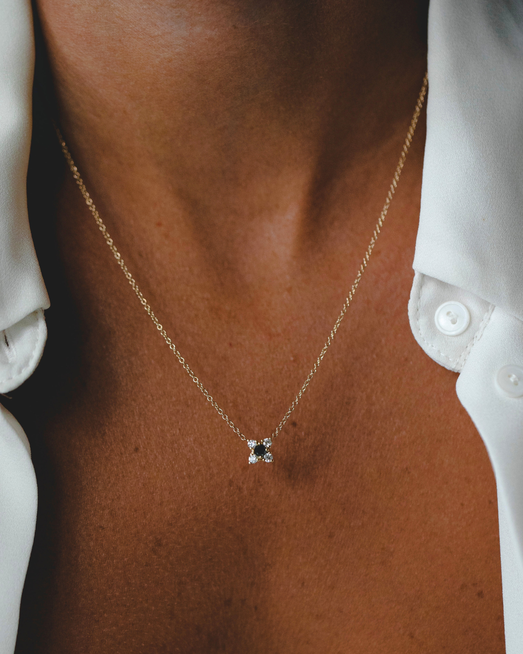 שרשרת ולנטינה שחור לבן