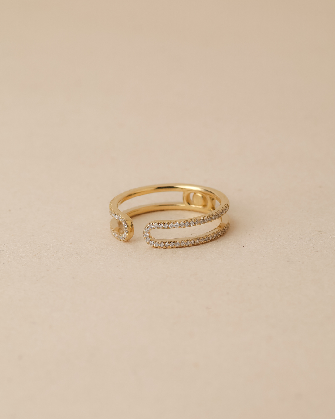 טבעת 17 יהלומים לבנים