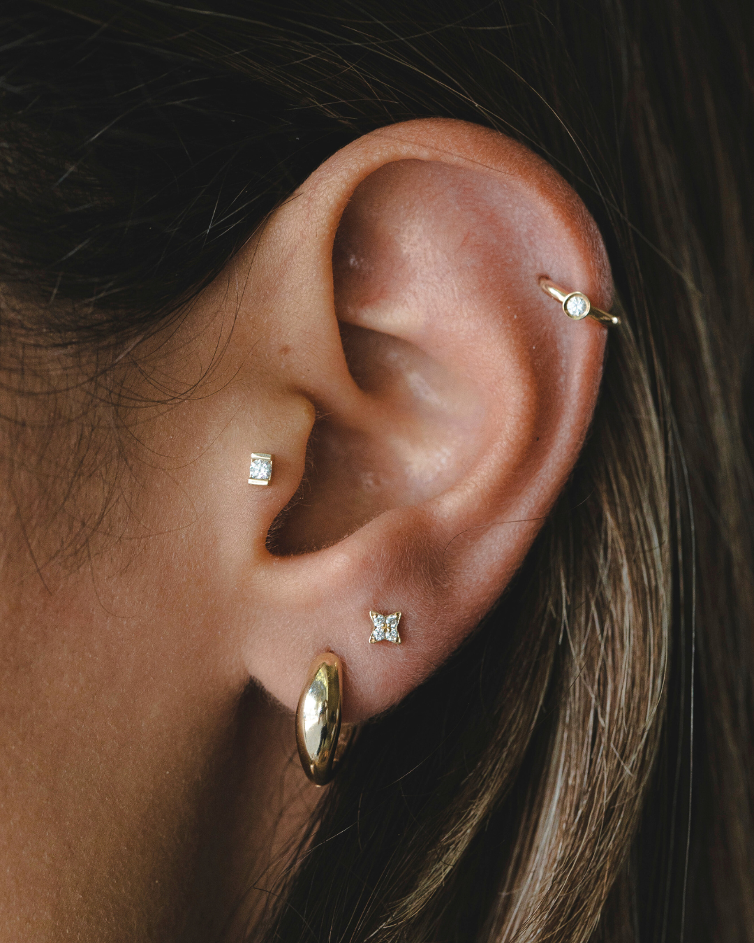 עגילי חישוק דניס