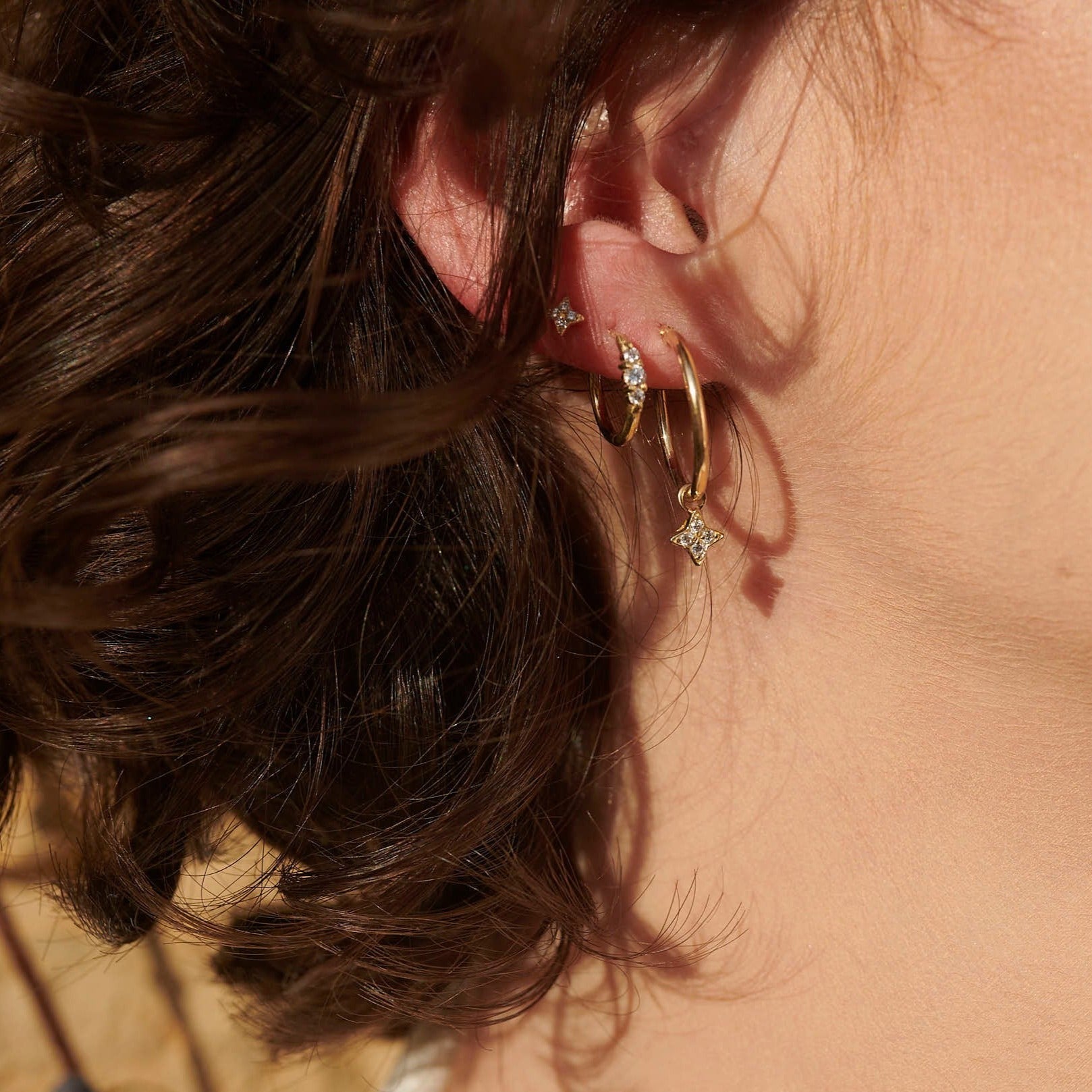 חישוק ונוס יהלומים לבנים