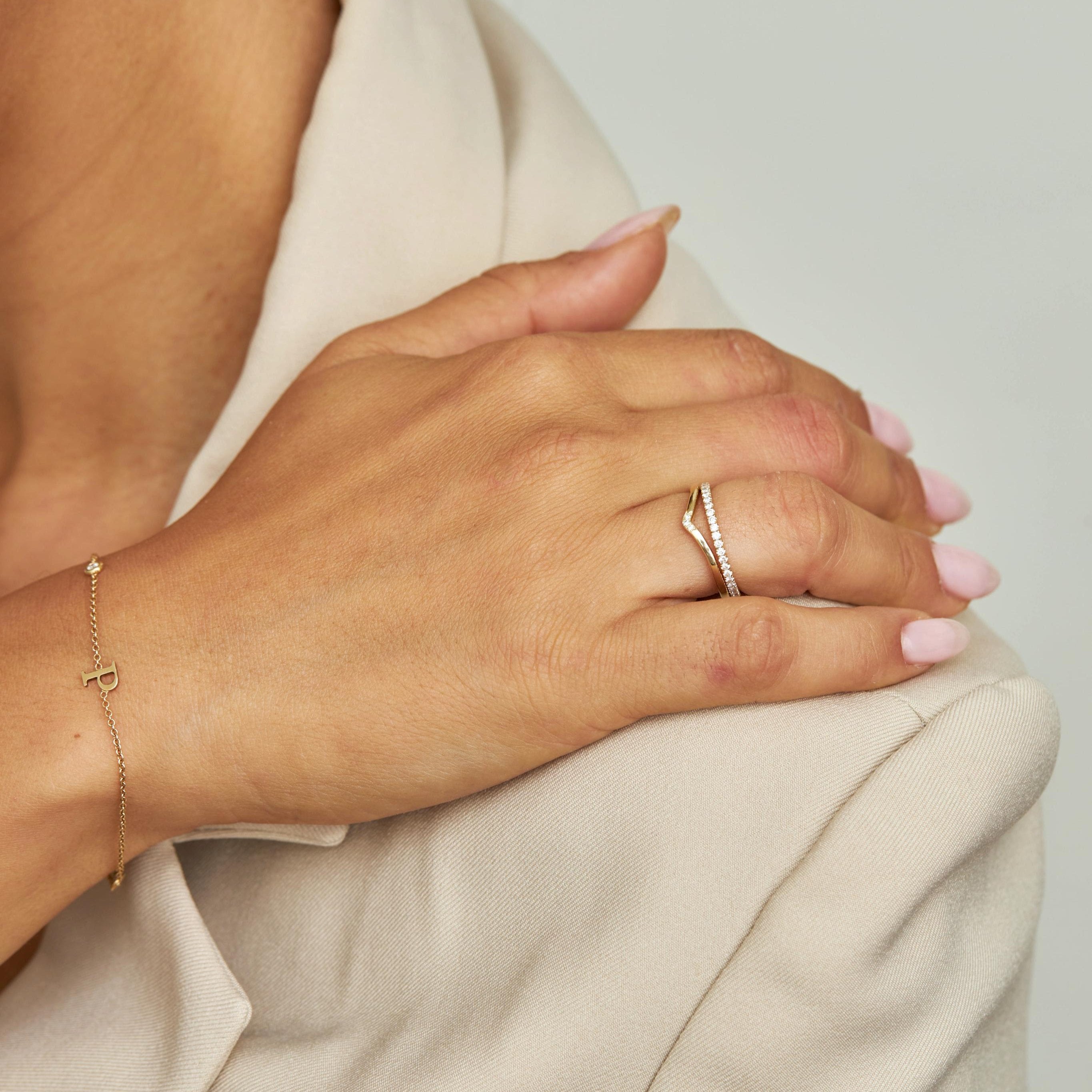 טבעת איטרנטי יהלומים לבנים